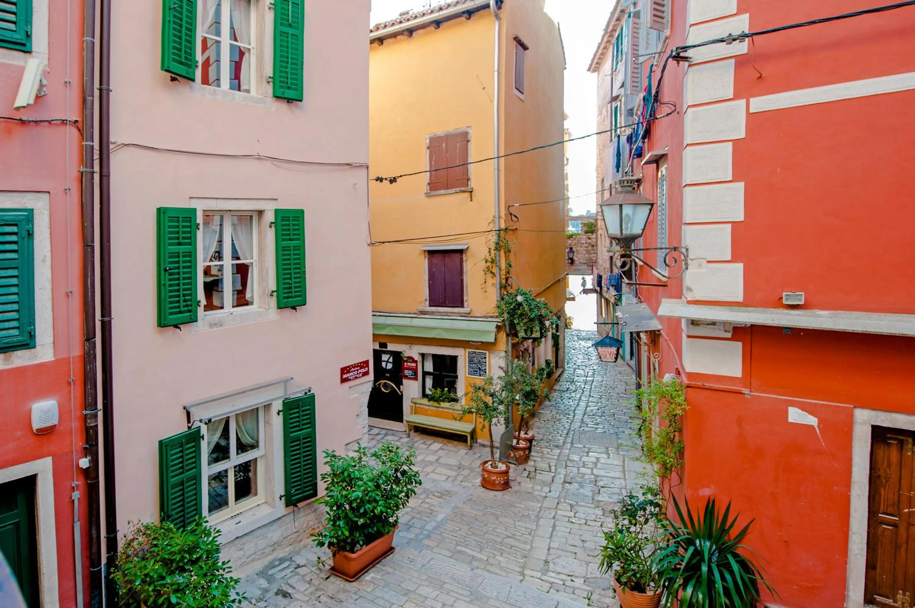 Street view in Residence MARCO POLO Centro Storico