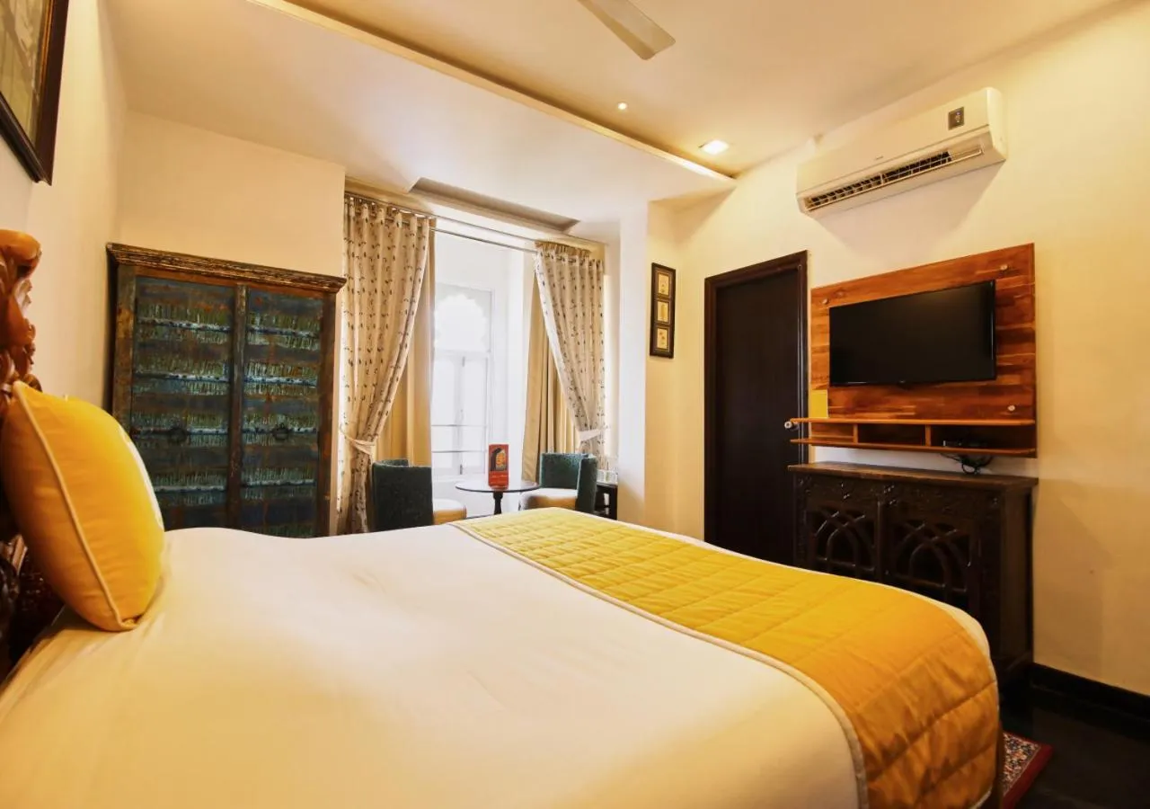 Bedroom, Bed in Bloom Boutique l Lake Pichola