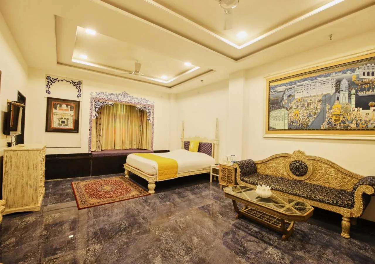 Bed in Bloom Boutique l Lake Pichola