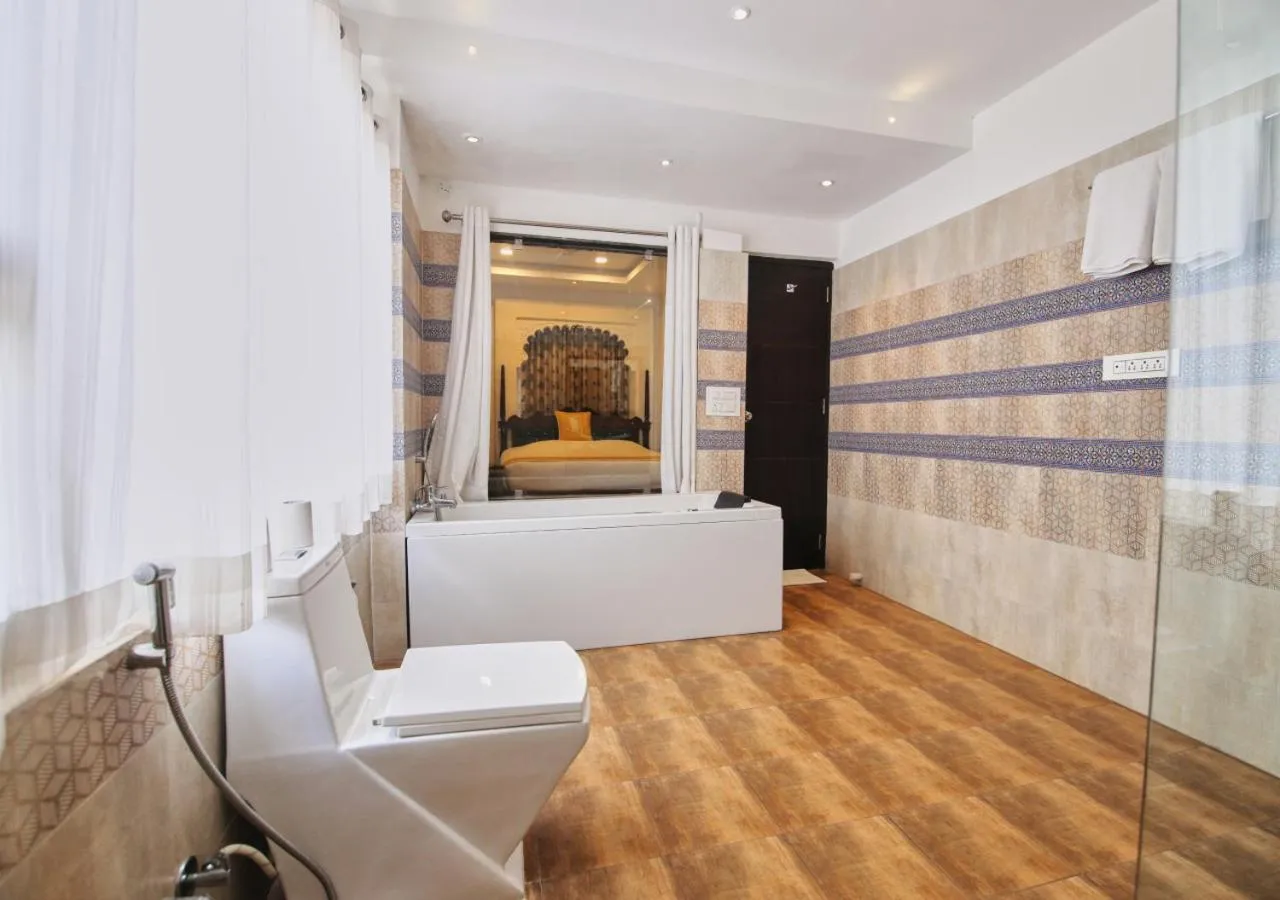 Bathroom in Bloom Boutique l Lake Pichola