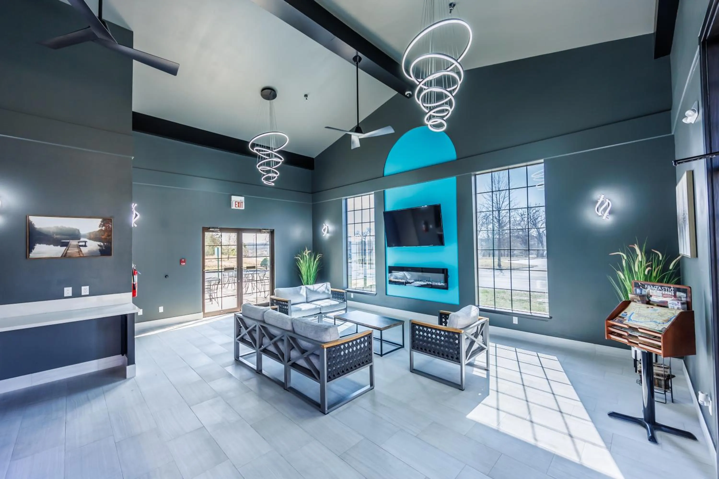 Seating area in Baymont by Wyndham Branson Thousand Hills