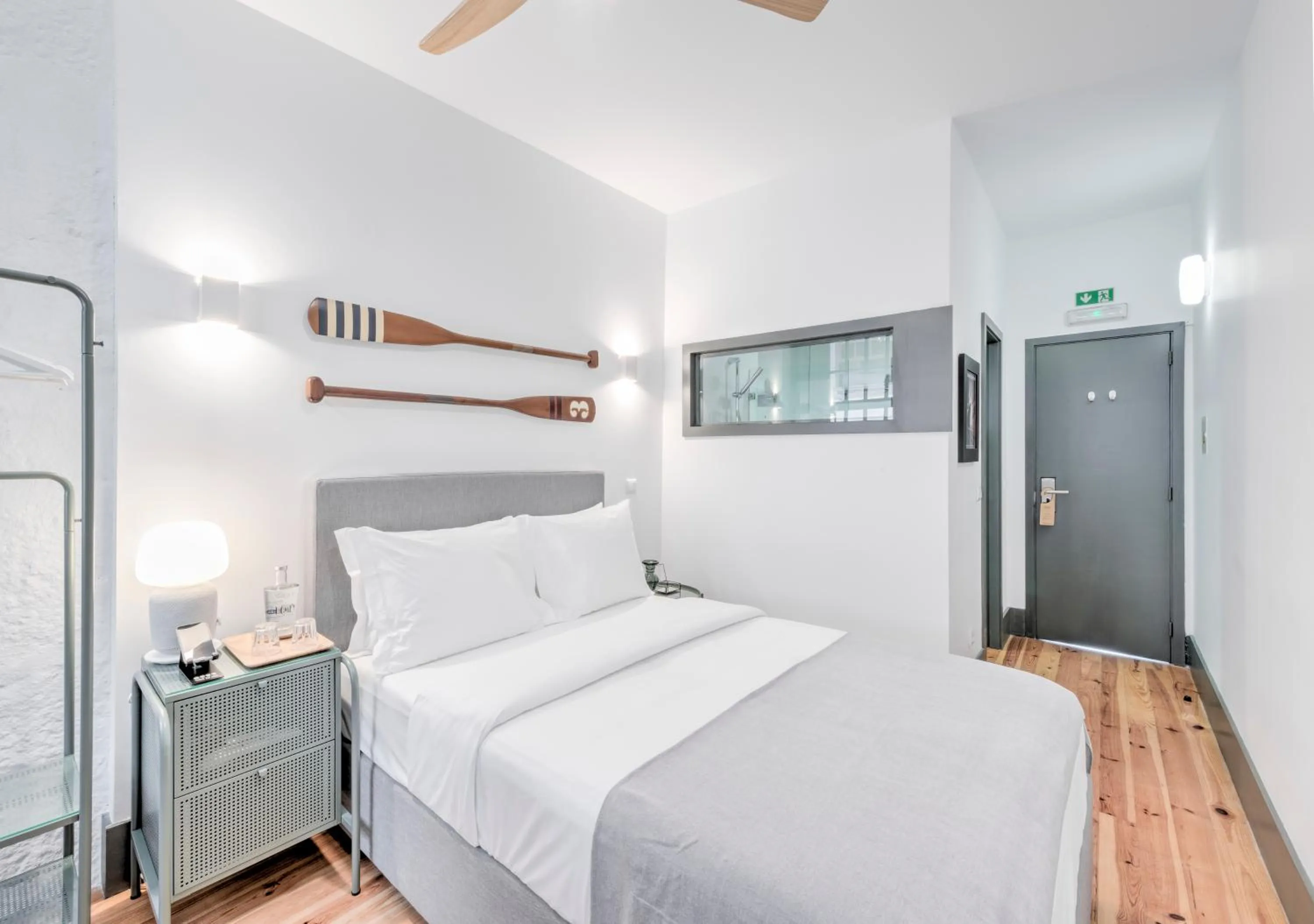 Bedroom, Bed in Oporto Street Fonte Taurina - Riverfront Suites