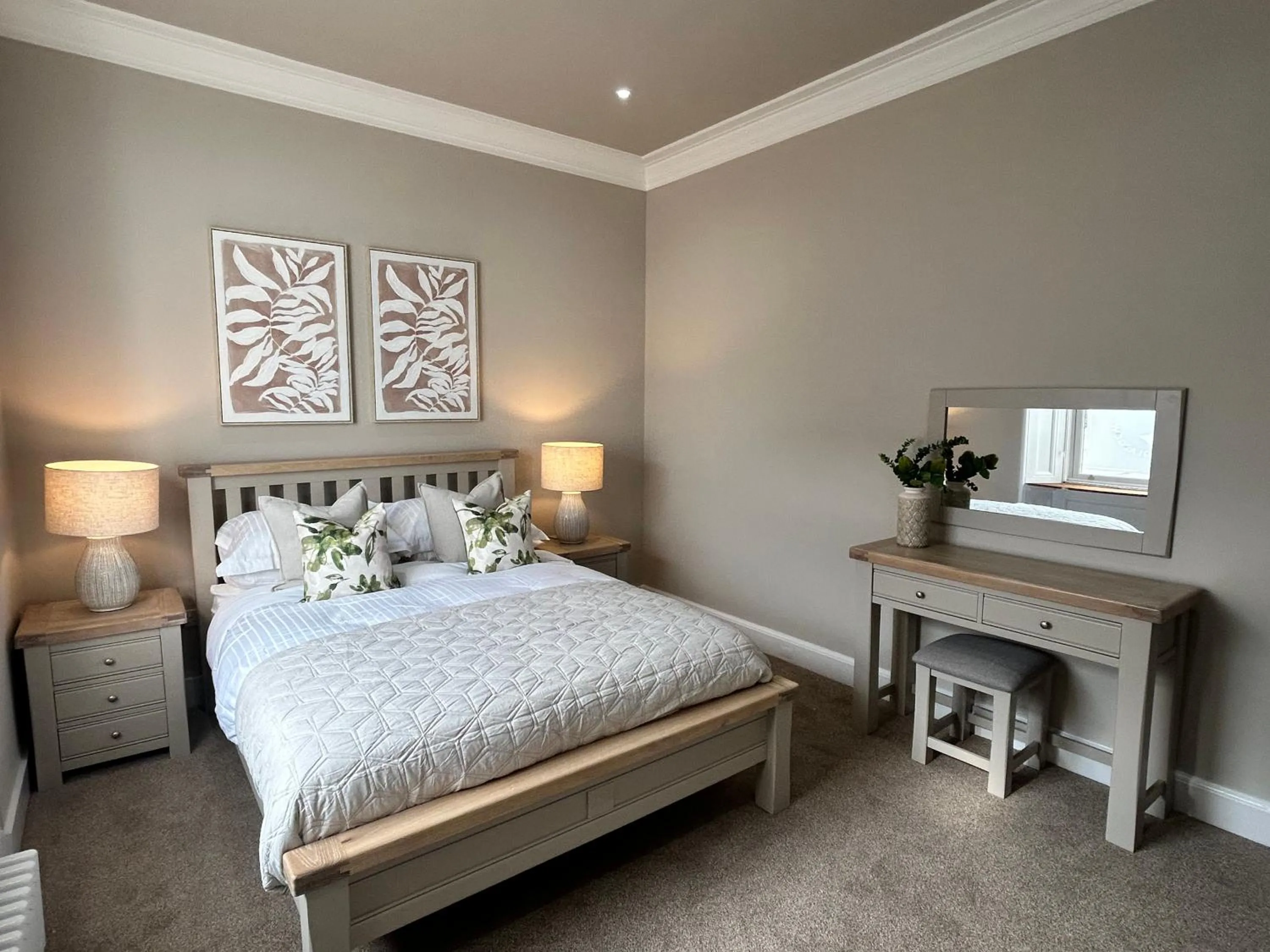 Bed in Crookston Hotel