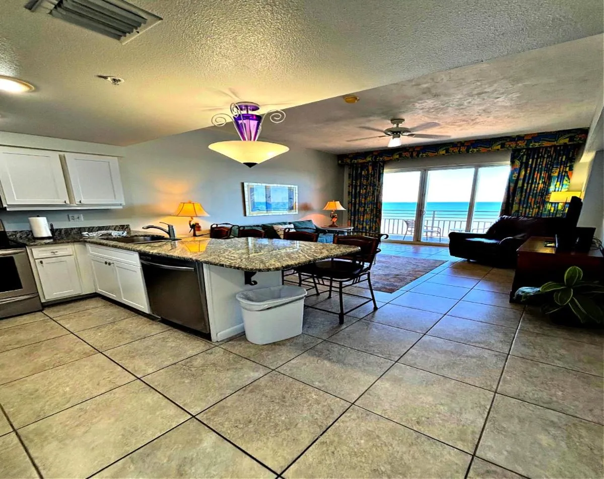Wyndham Ocean Walk Penthouse Floor 1 BR Resort Condo Direct Oceanfront - Daytona Funland 1908