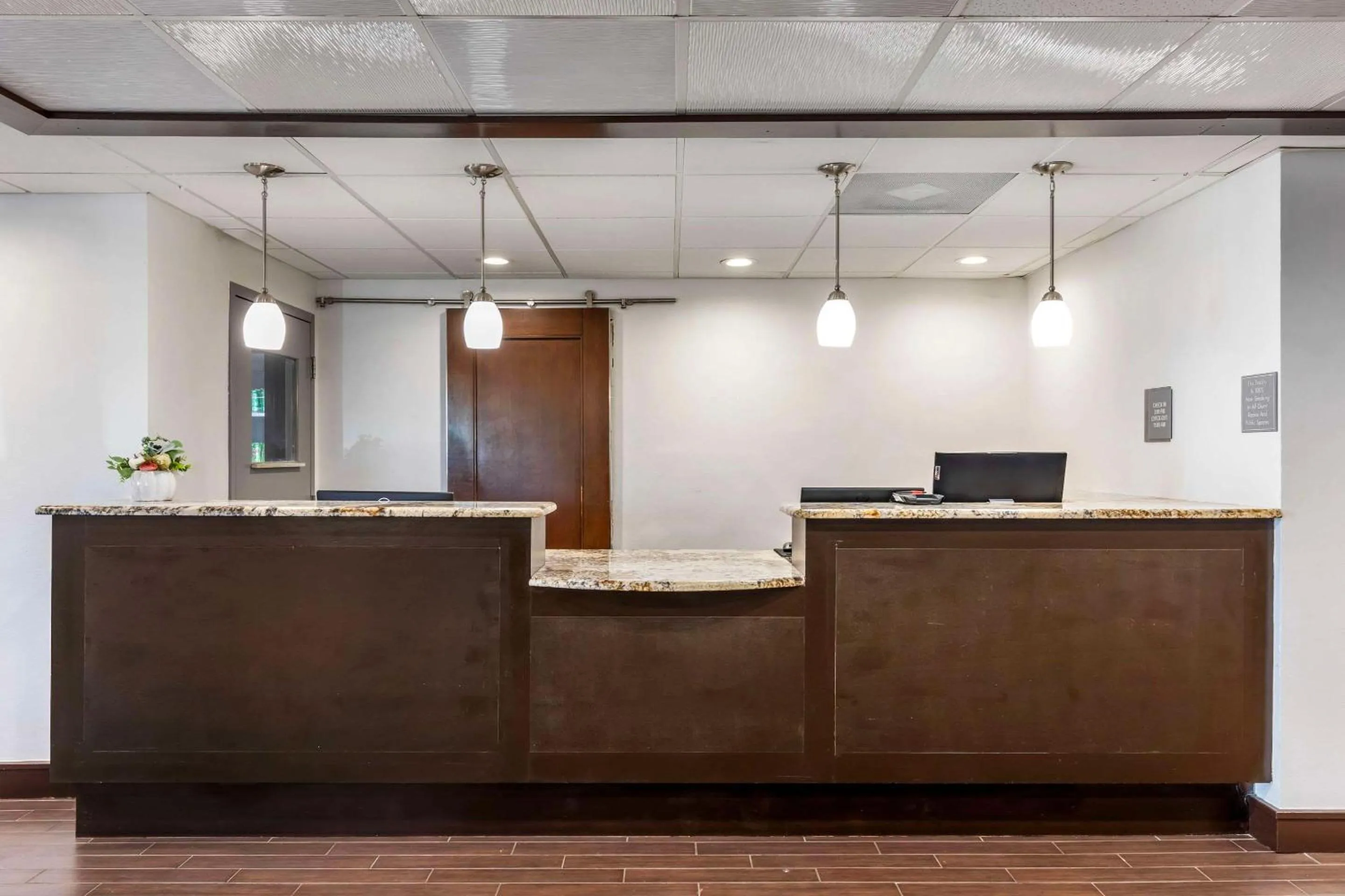 Lobby or reception in Comfort Inn Dallas North Love Field Airport