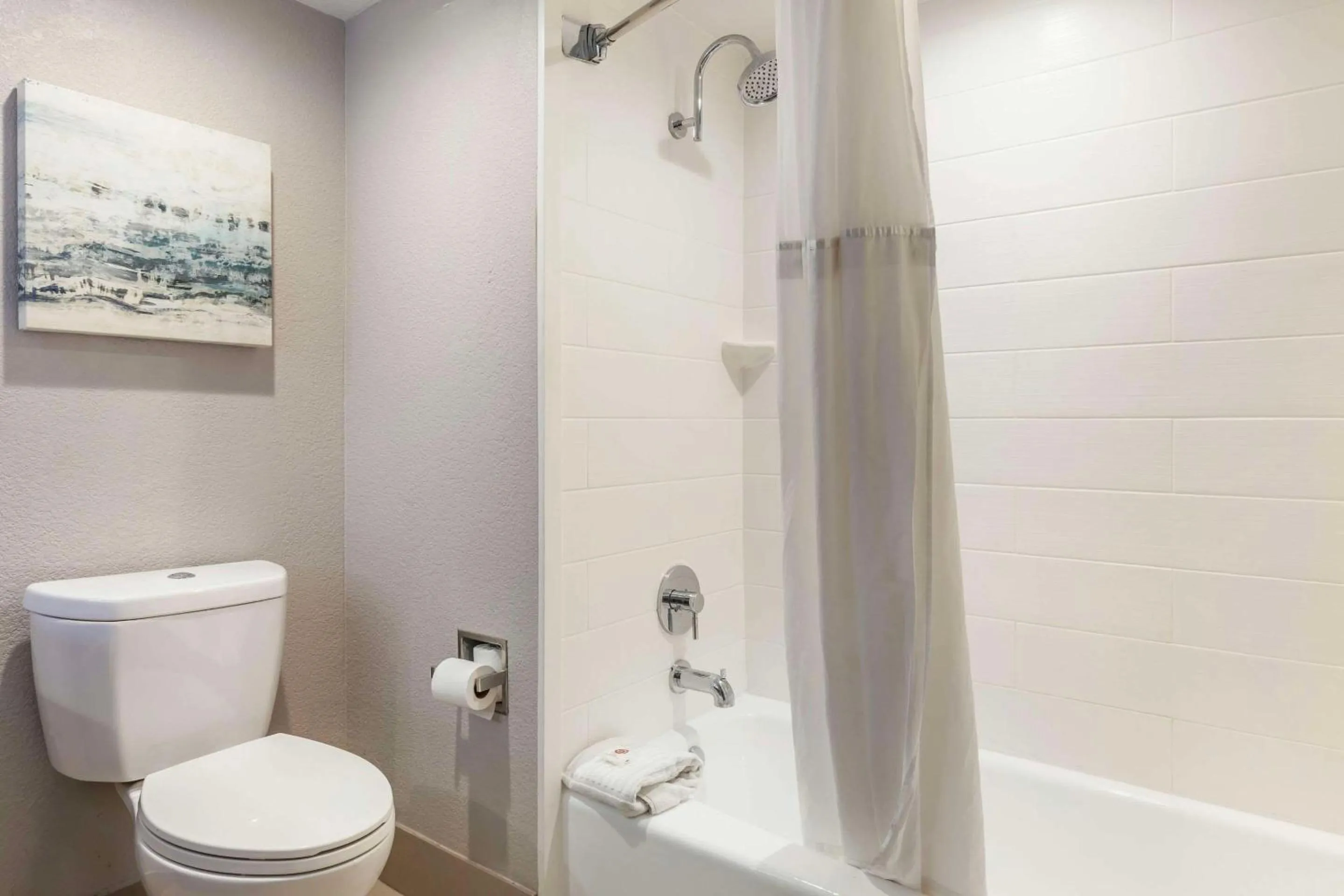 Bedroom in Comfort Inn Dallas North Love Field Airport