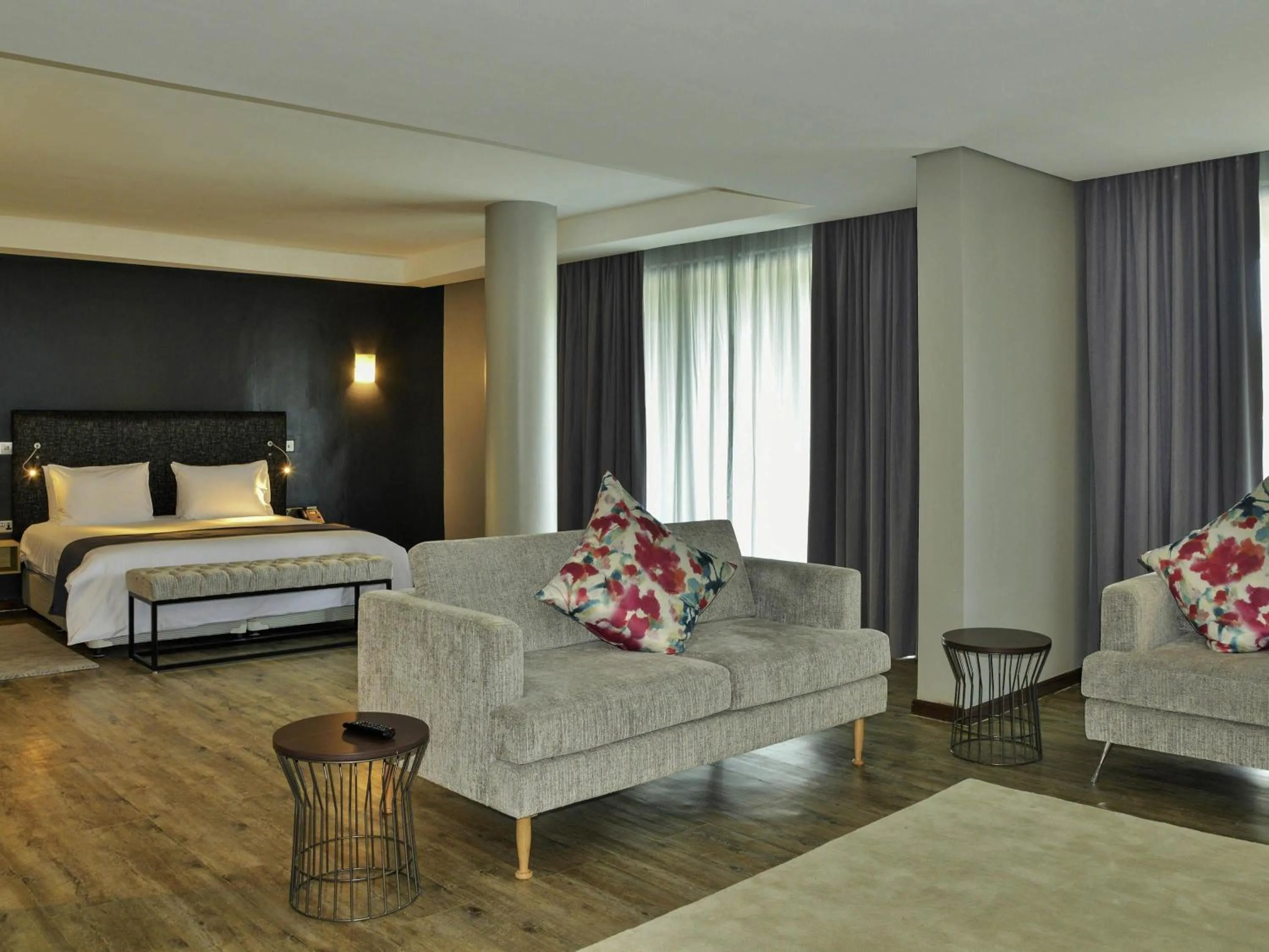 Bedroom, Bed in EPIC Hotel & Suites