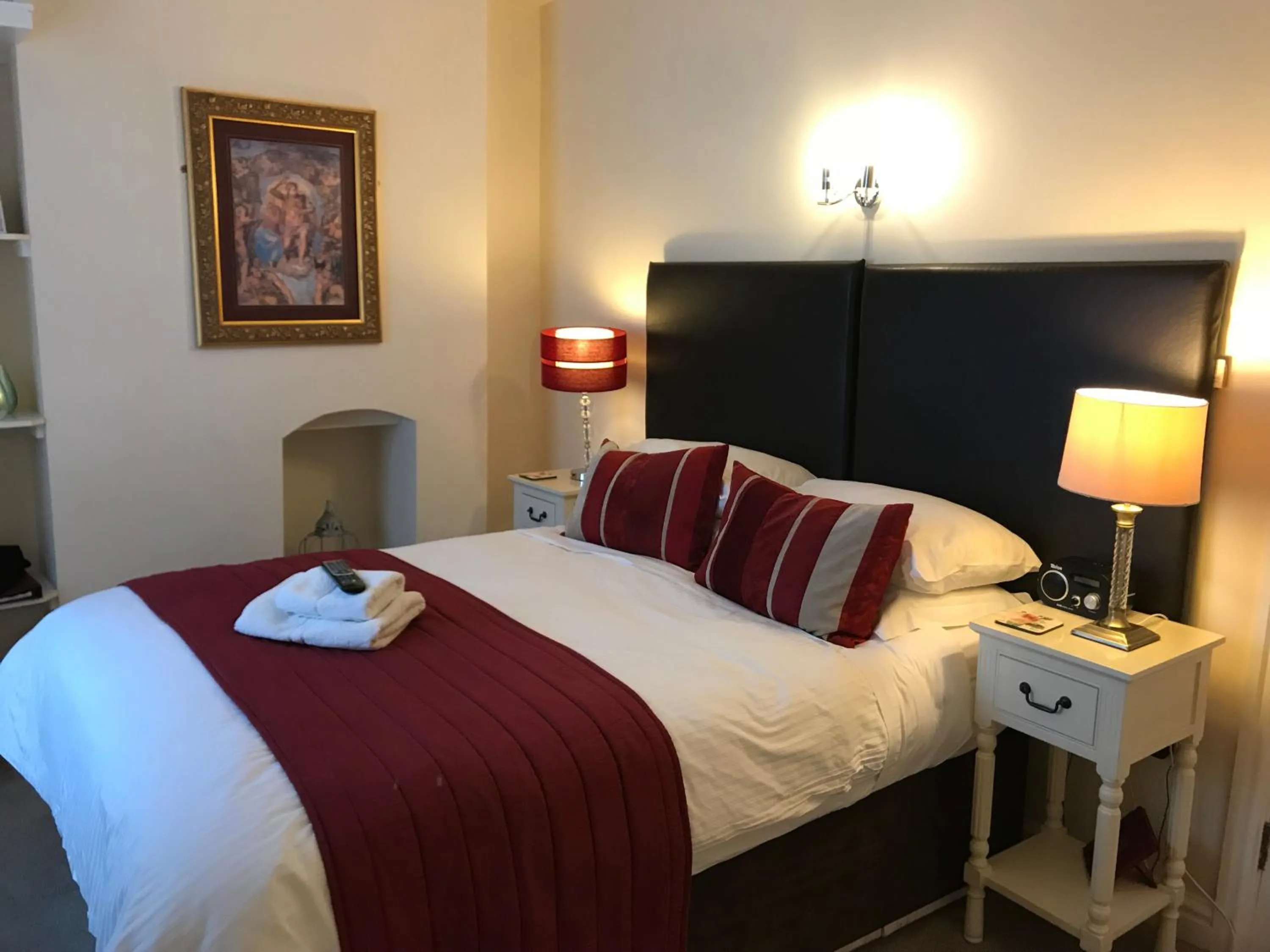 Bed in Clayhanger Guest House