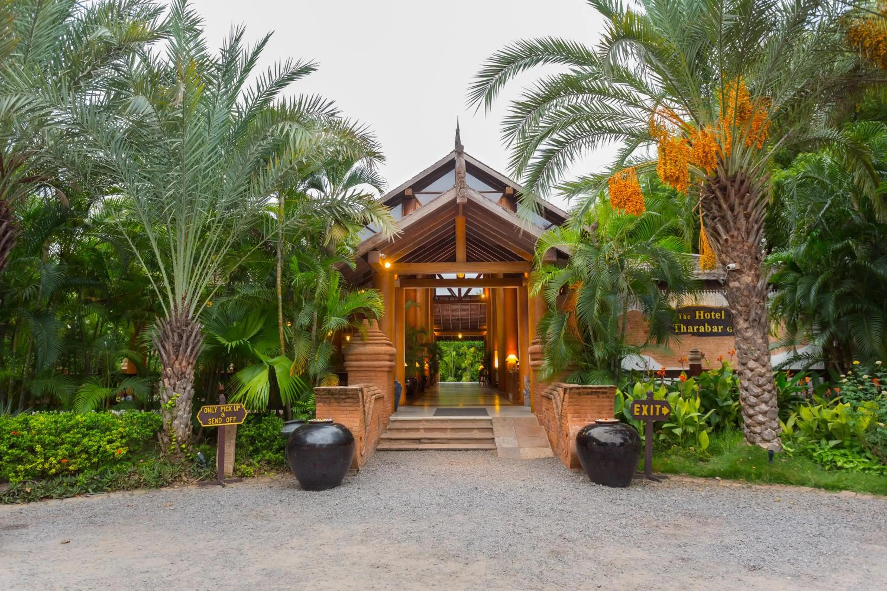 Lobby or reception in The Hotel @ Tharabar Gate