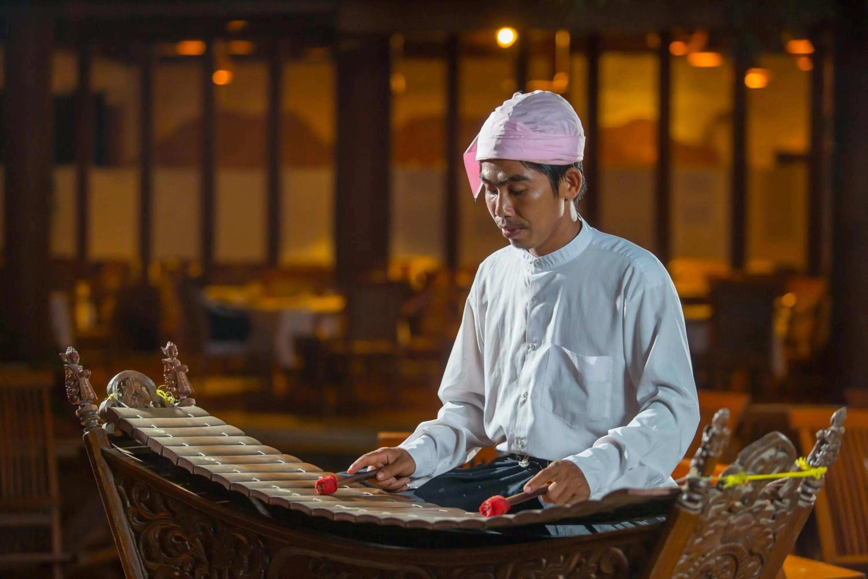 Lounge or bar in The Hotel @ Tharabar Gate