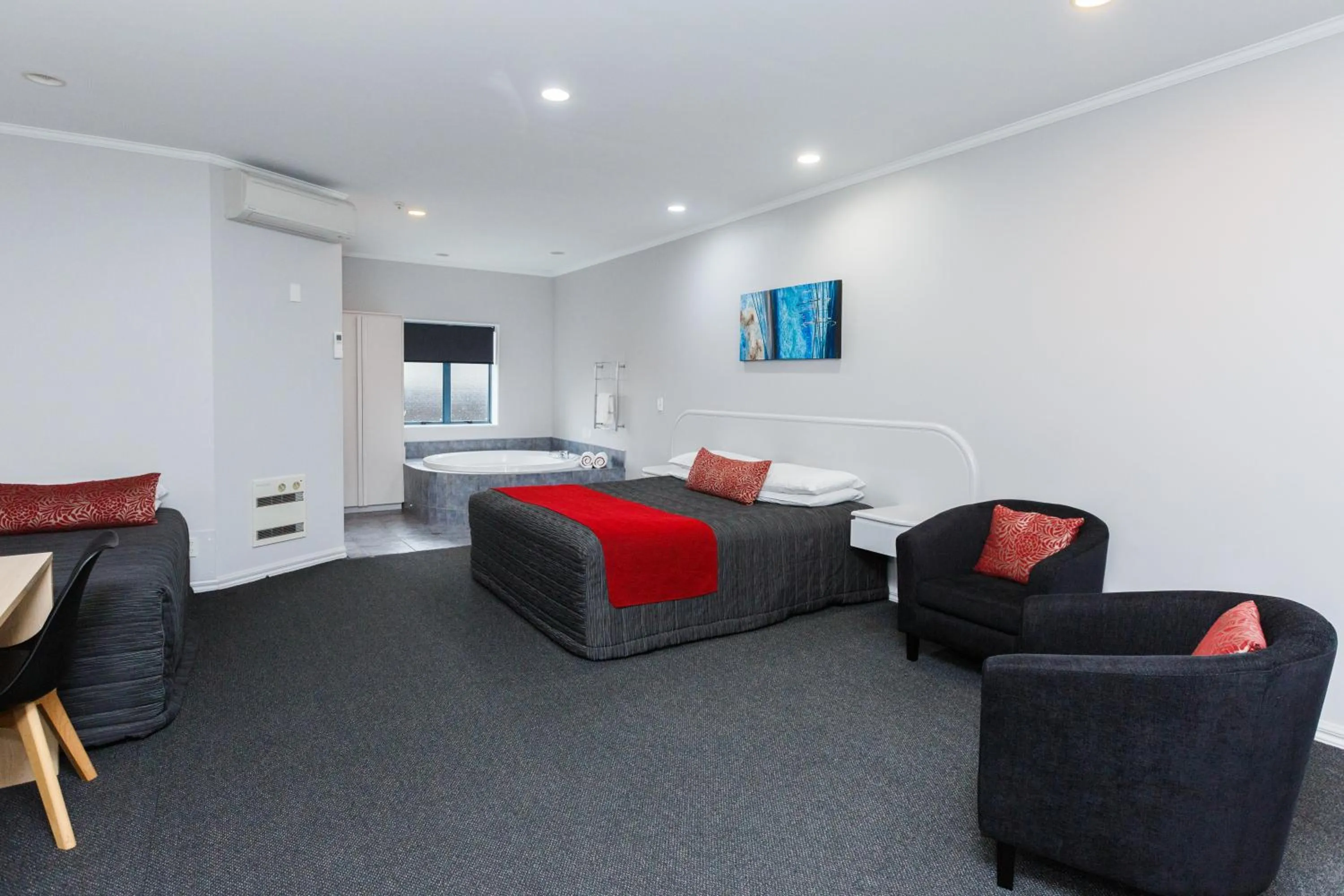 Seating area in Aubyn Court Spa Motel