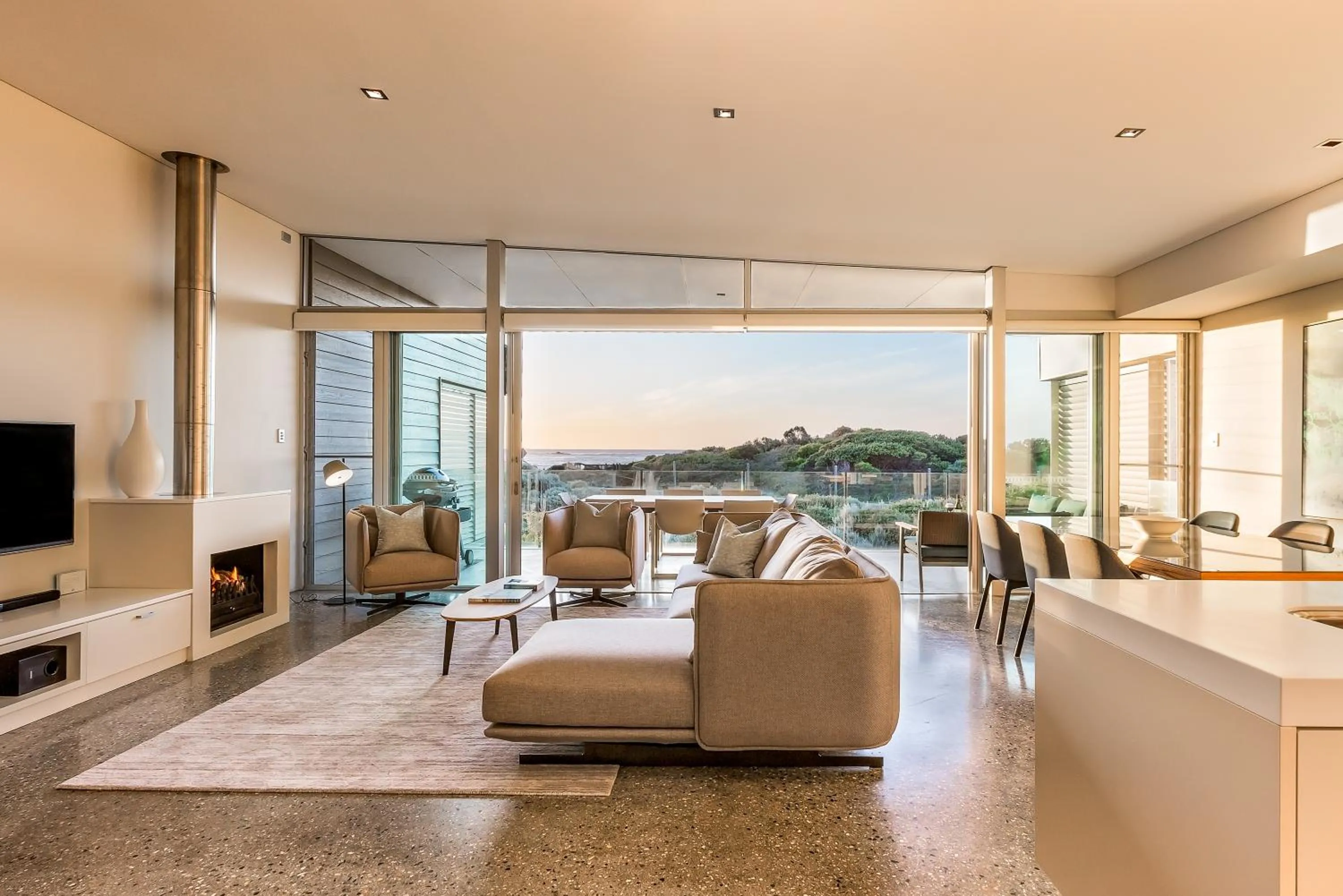 Living room in Smiths Beach Resort