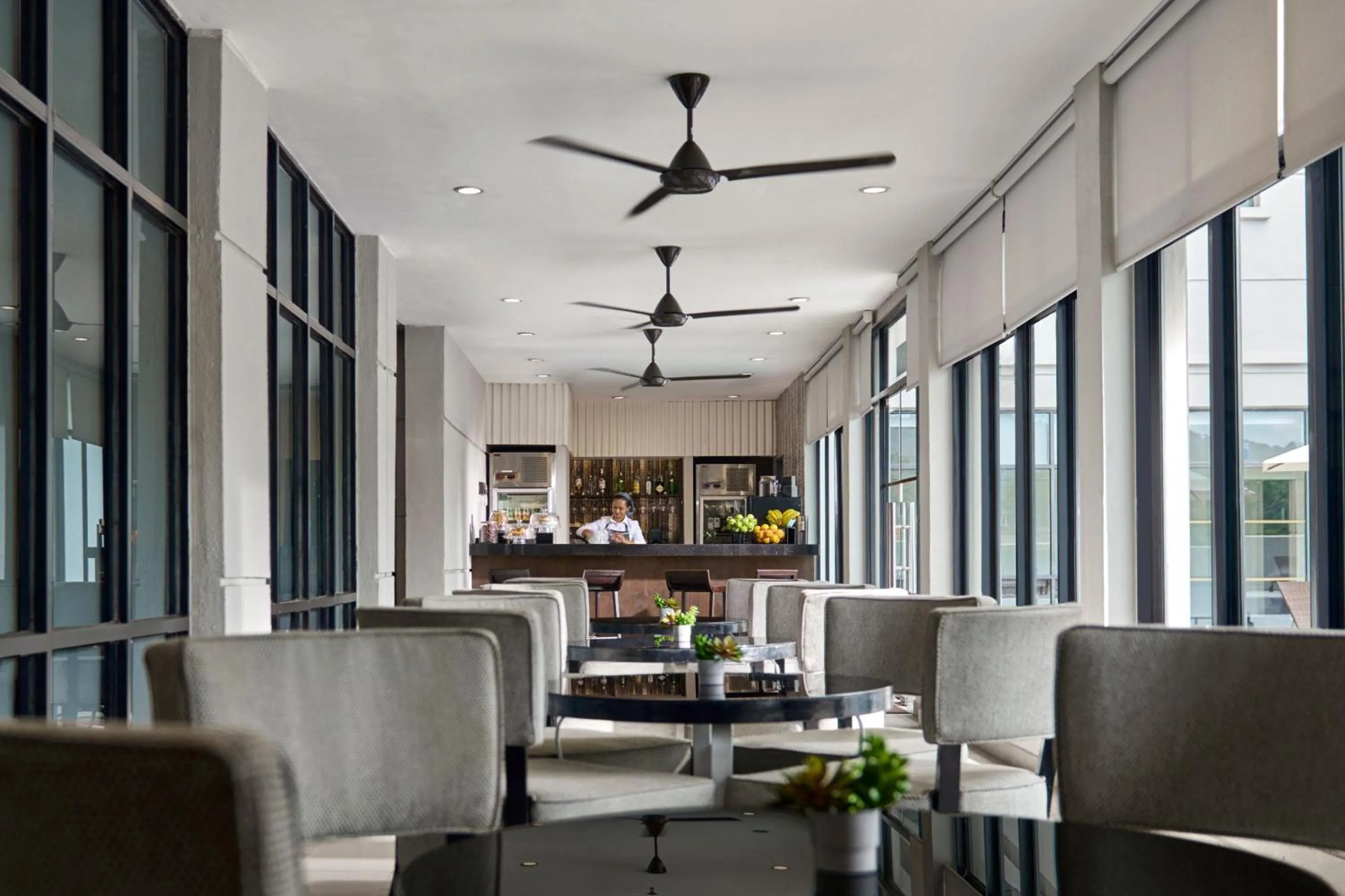 Lounge or bar in AC Hotel by Marriott Kuantan