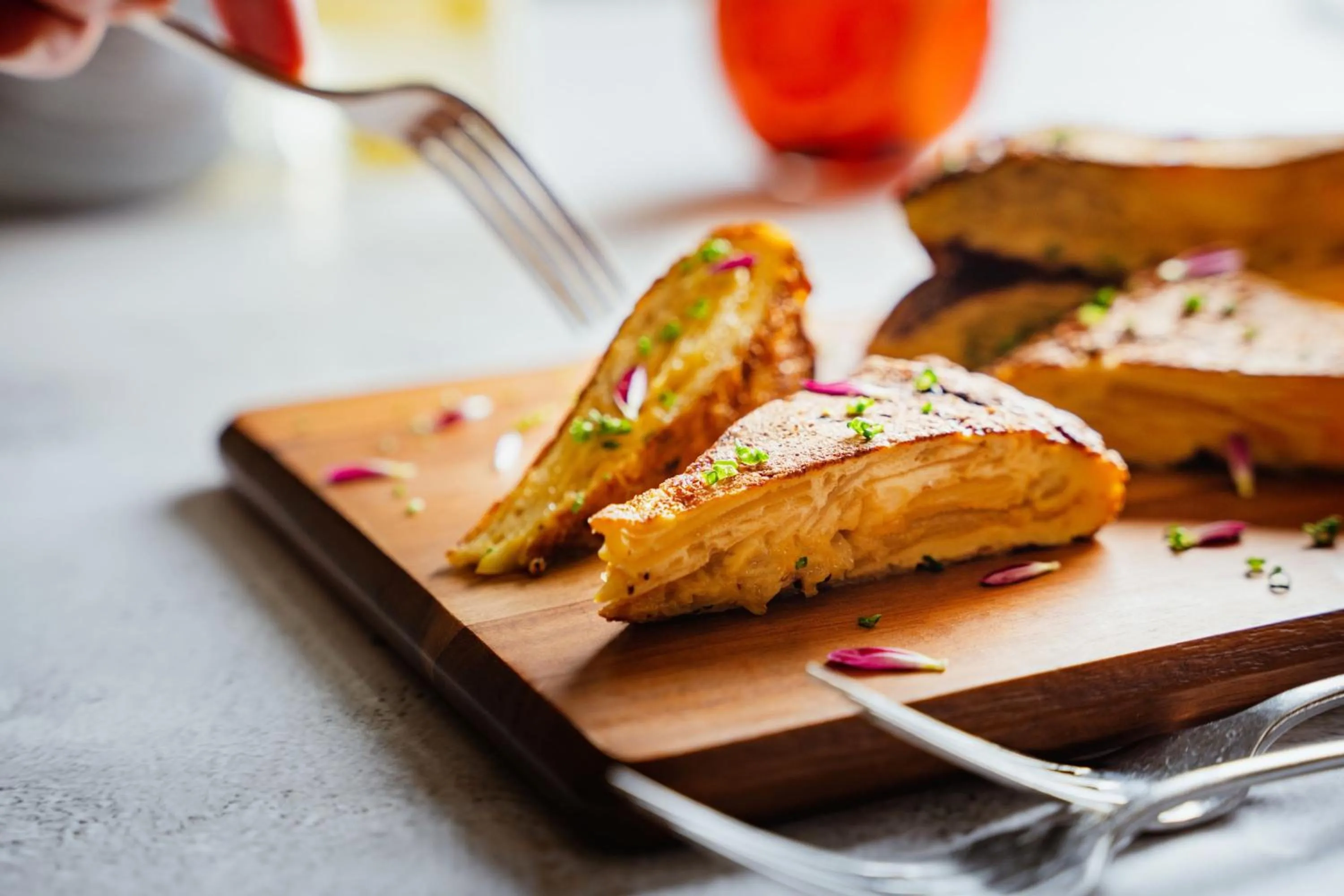 Restaurant/places to eat in AC Hotel by Marriott Kuantan