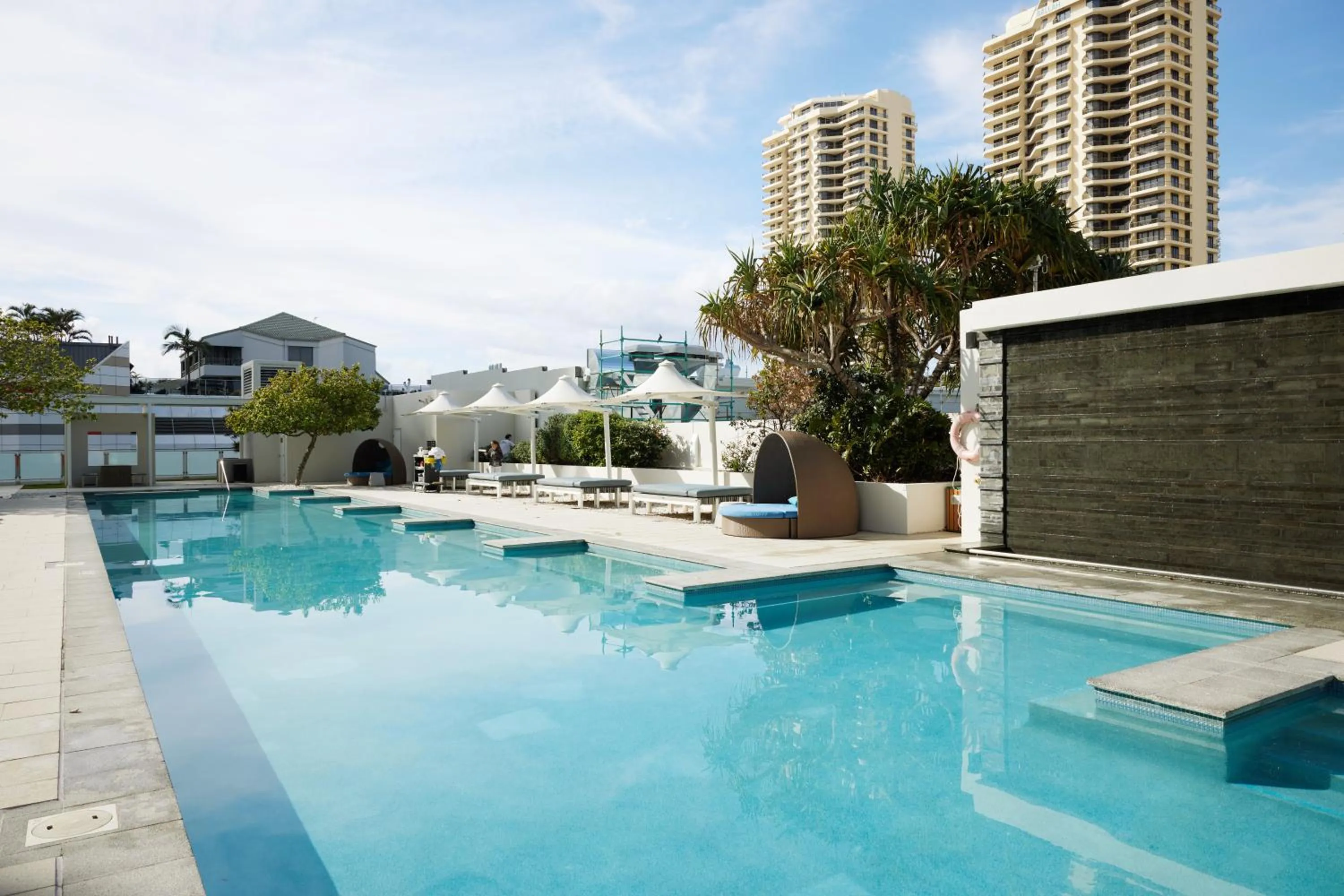 Swimming pool in Hilton Surfers Paradise Hotel & Residences