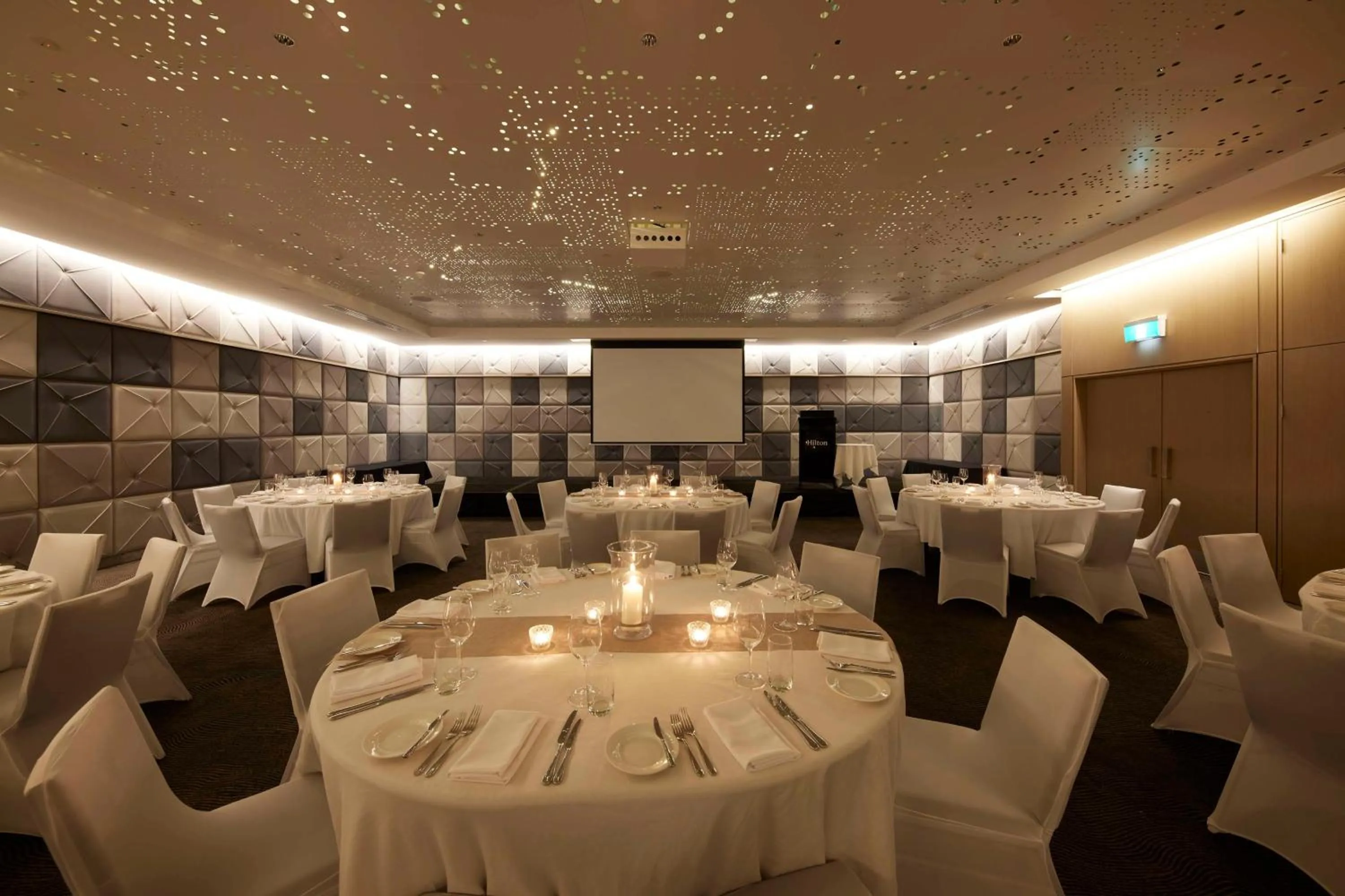 Meeting/conference room in Hilton Surfers Paradise Hotel & Residences