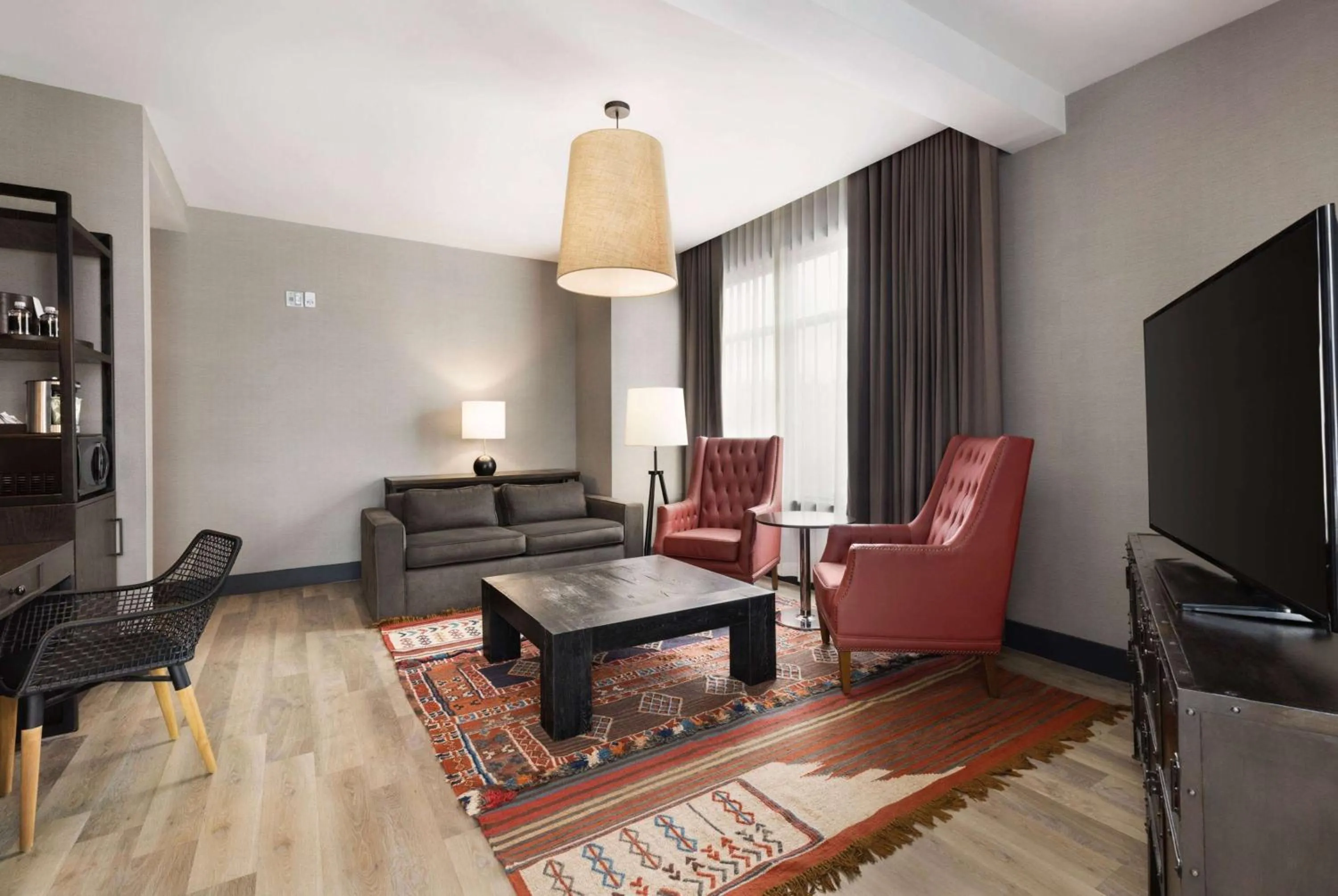 Photo of the whole room in Origin Red Rocks, a Wyndham Hotel