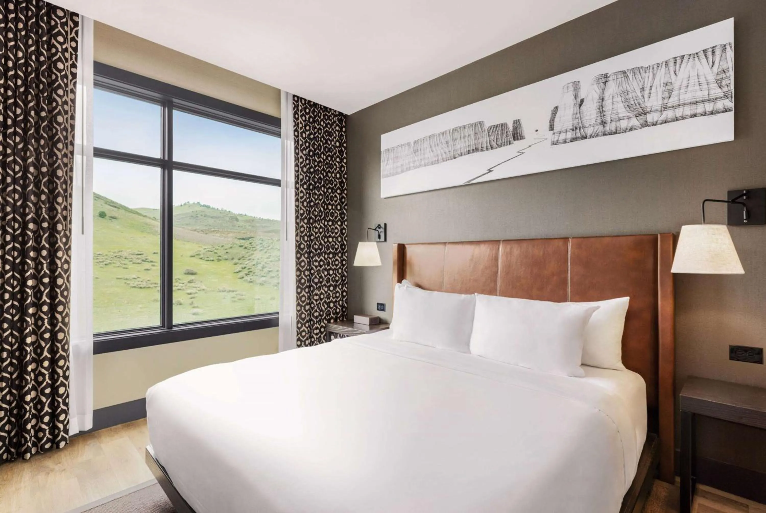 Photo of the whole room, Bed in Origin Red Rocks, a Wyndham Hotel