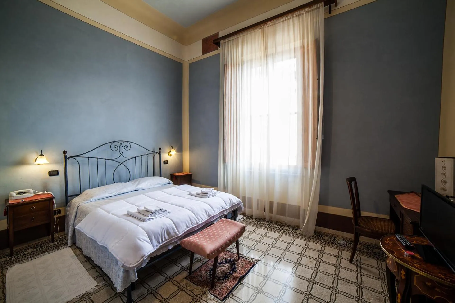 Bed in Villa Moorings