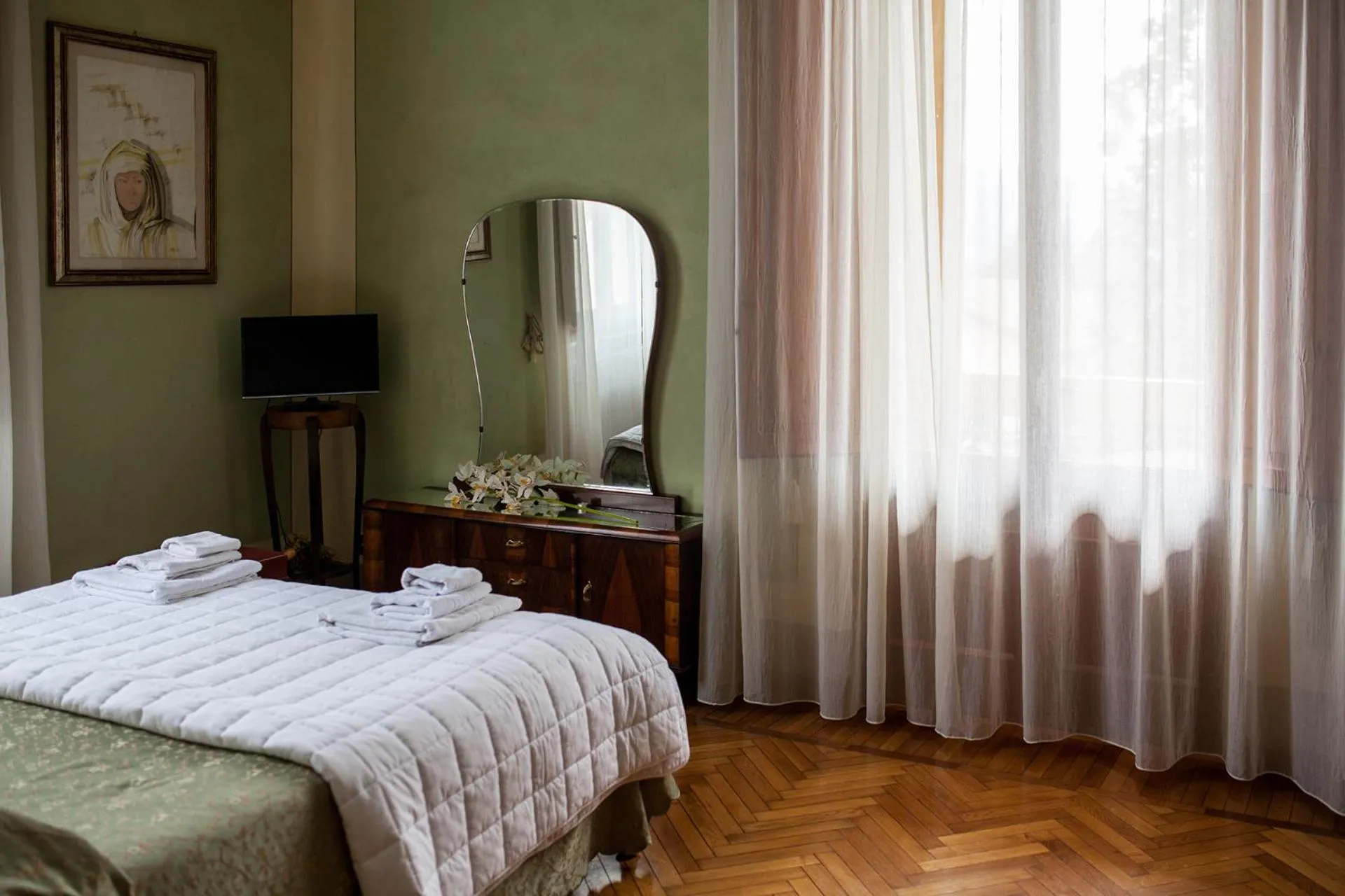 Bed in Villa Moorings