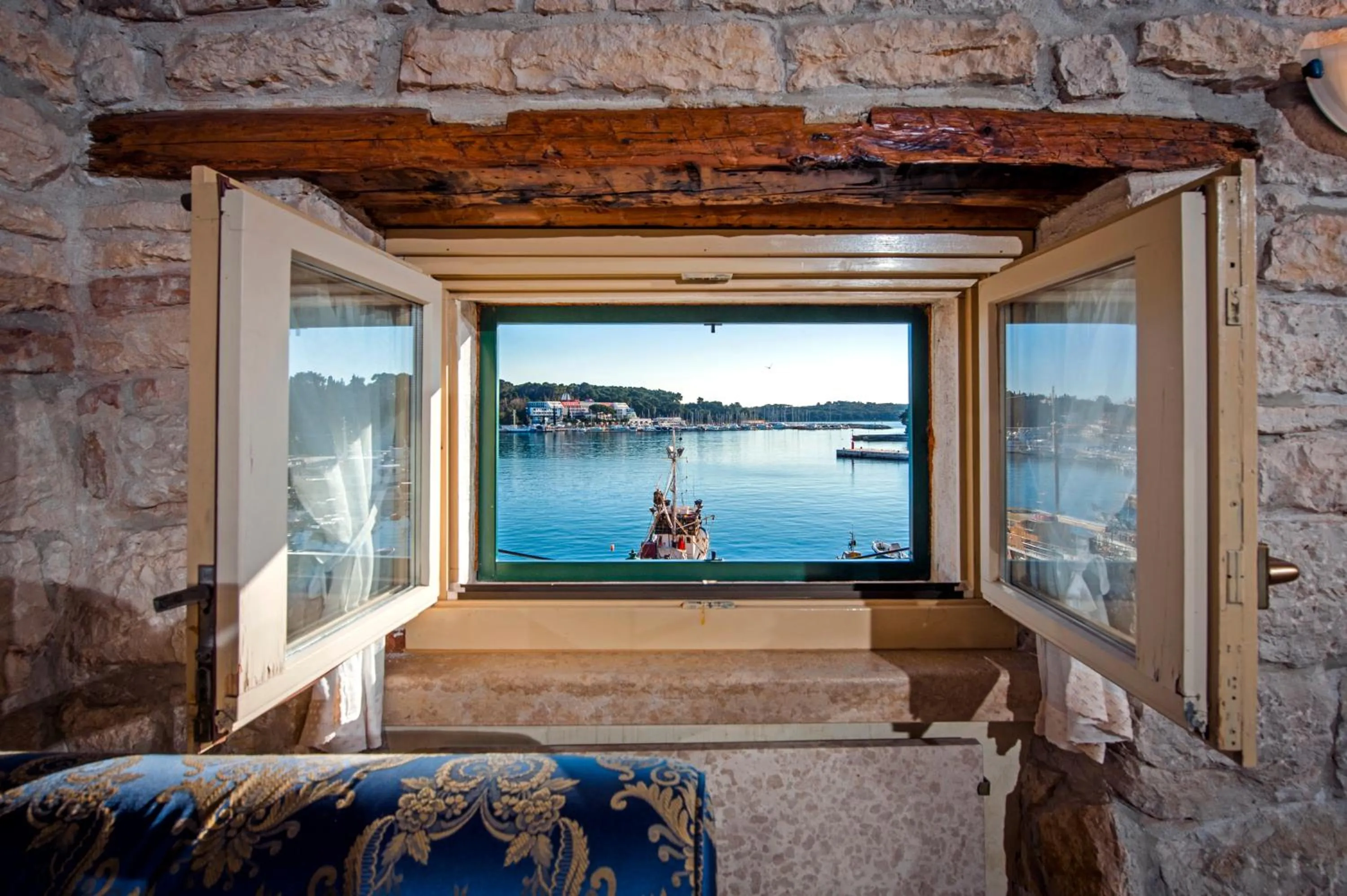 Sea view in Residence PORTA ANTICA Centro Storico