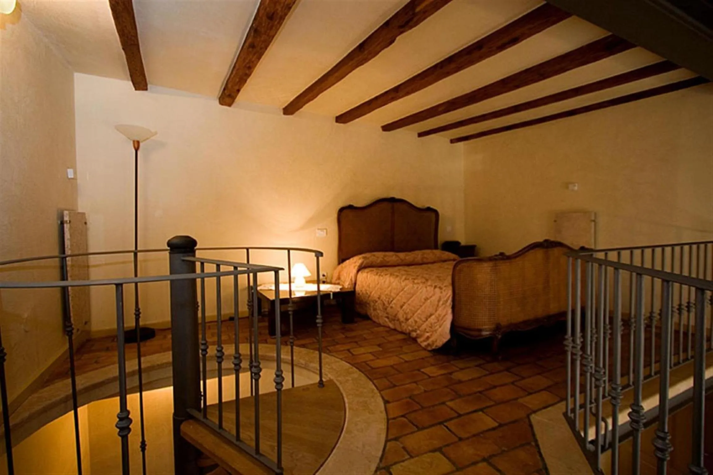 Bed in Residence PORTA ANTICA Centro Storico