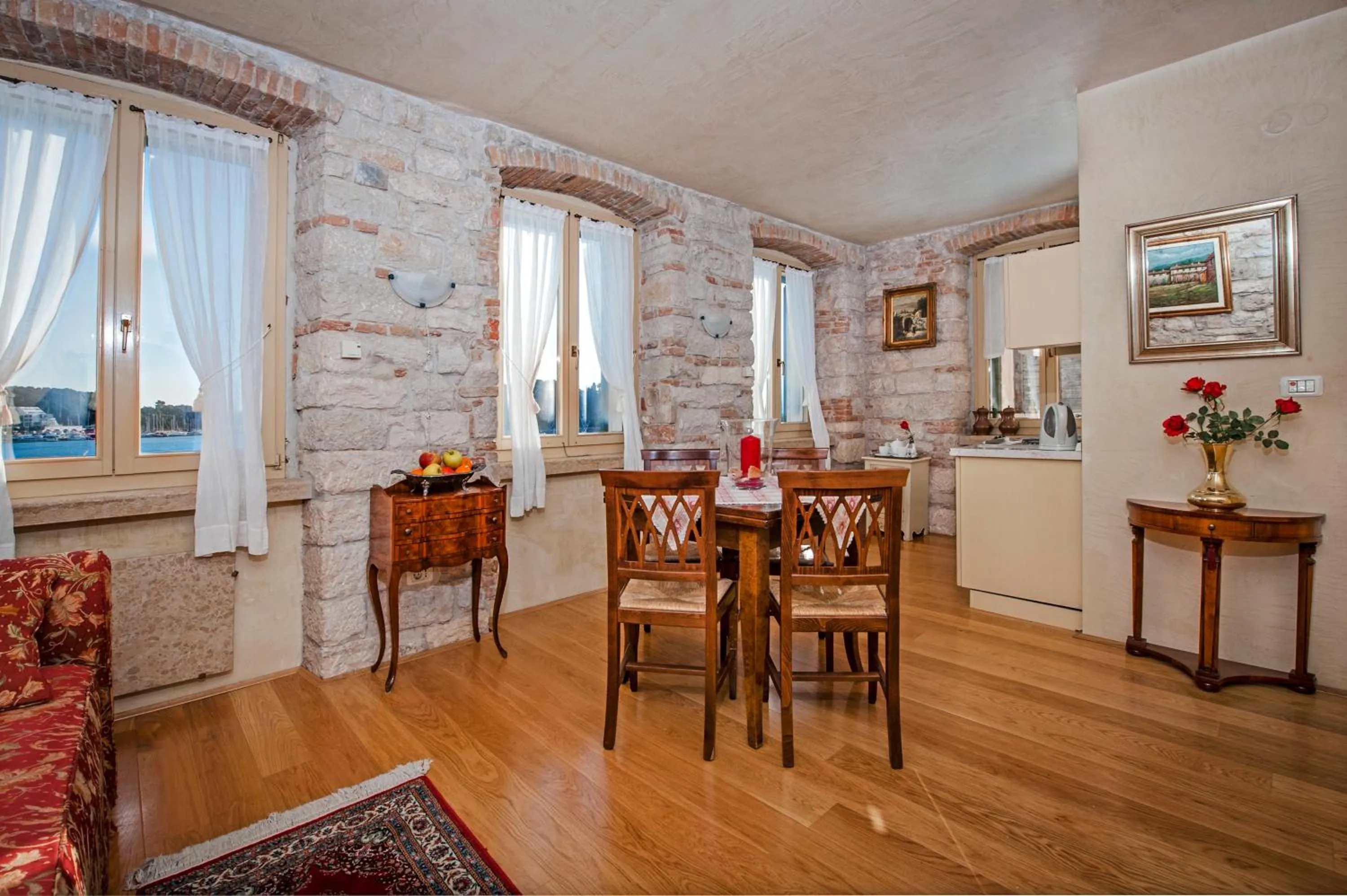 Photo of the whole room in Residence PORTA ANTICA Centro Storico