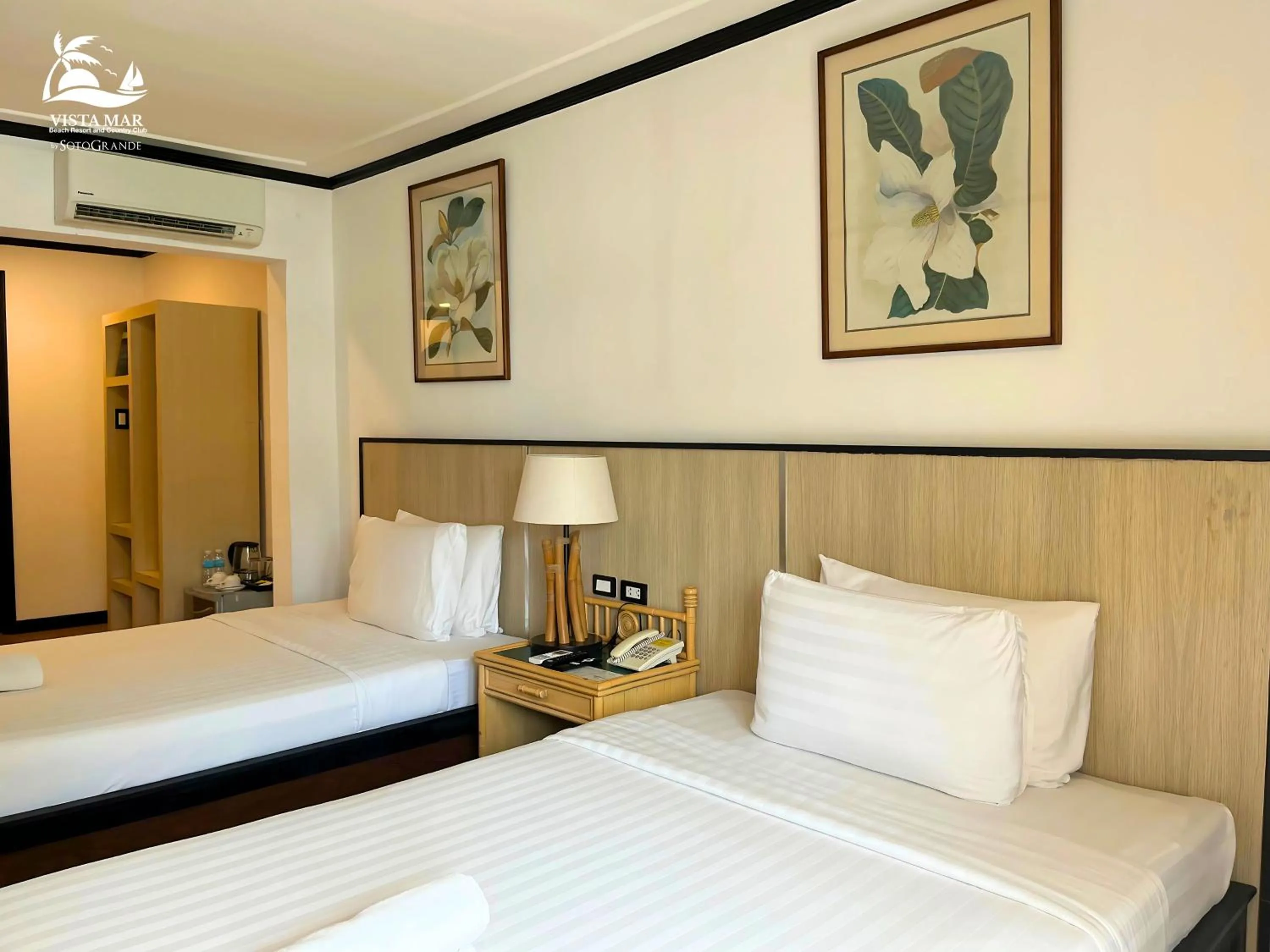 Bed in Vista Mar Beach Resort & Country Club