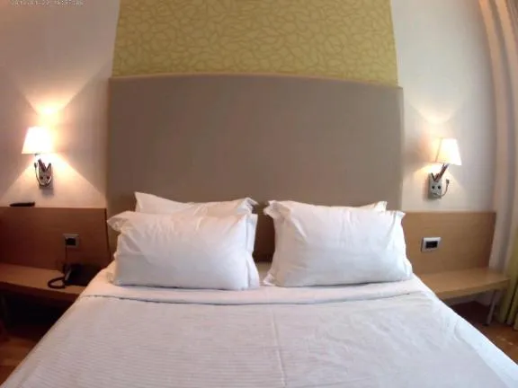 Bed in Victoria Hotel