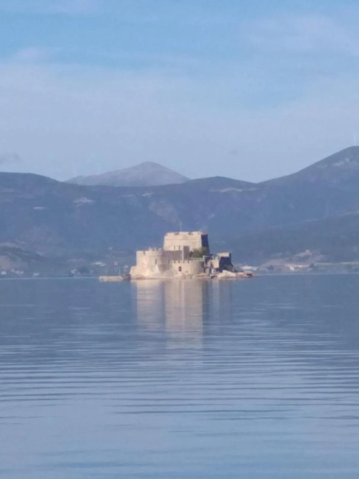 Nearby landmark in Victoria Hotel