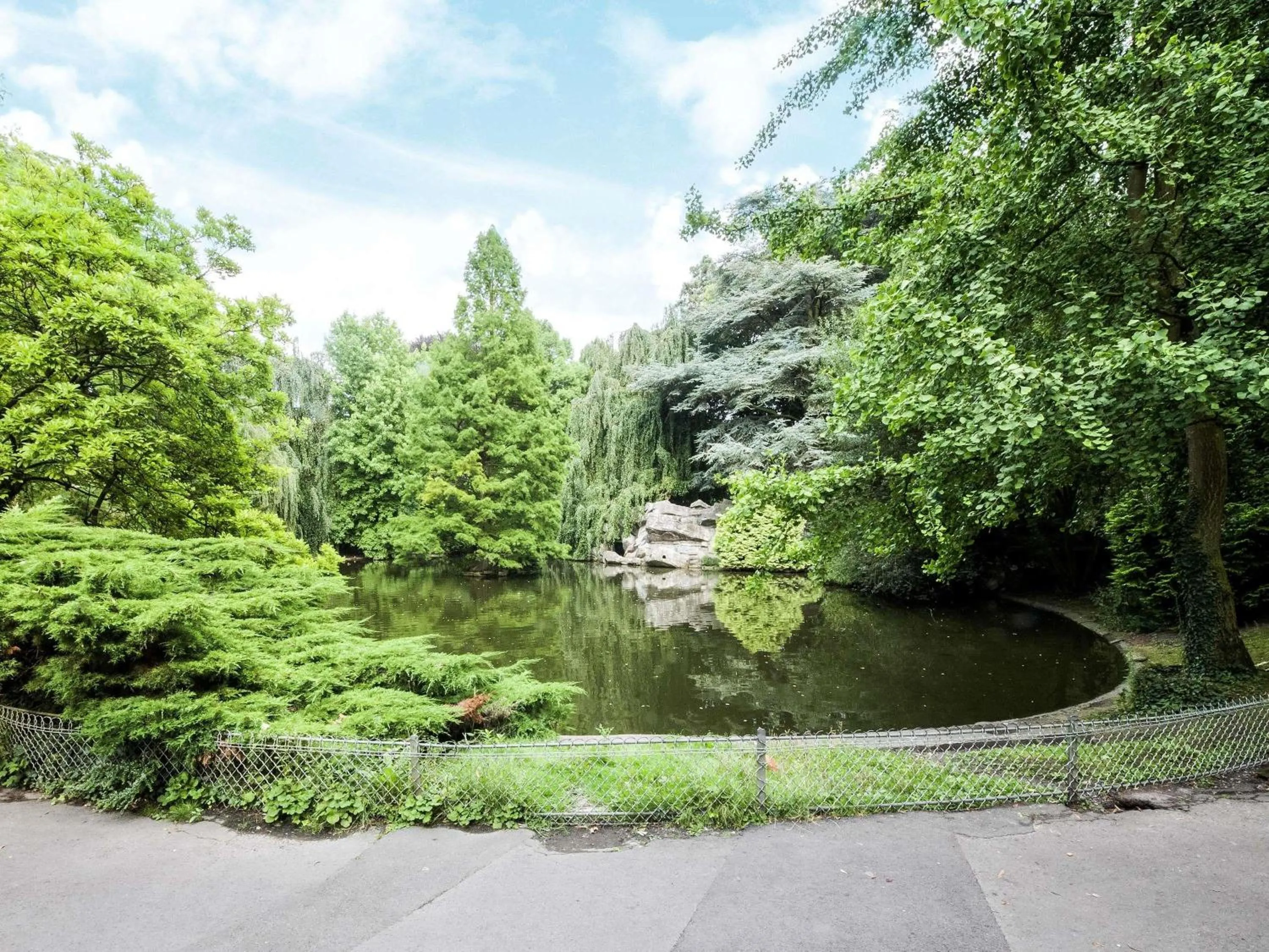 Other in ibis Valenciennes