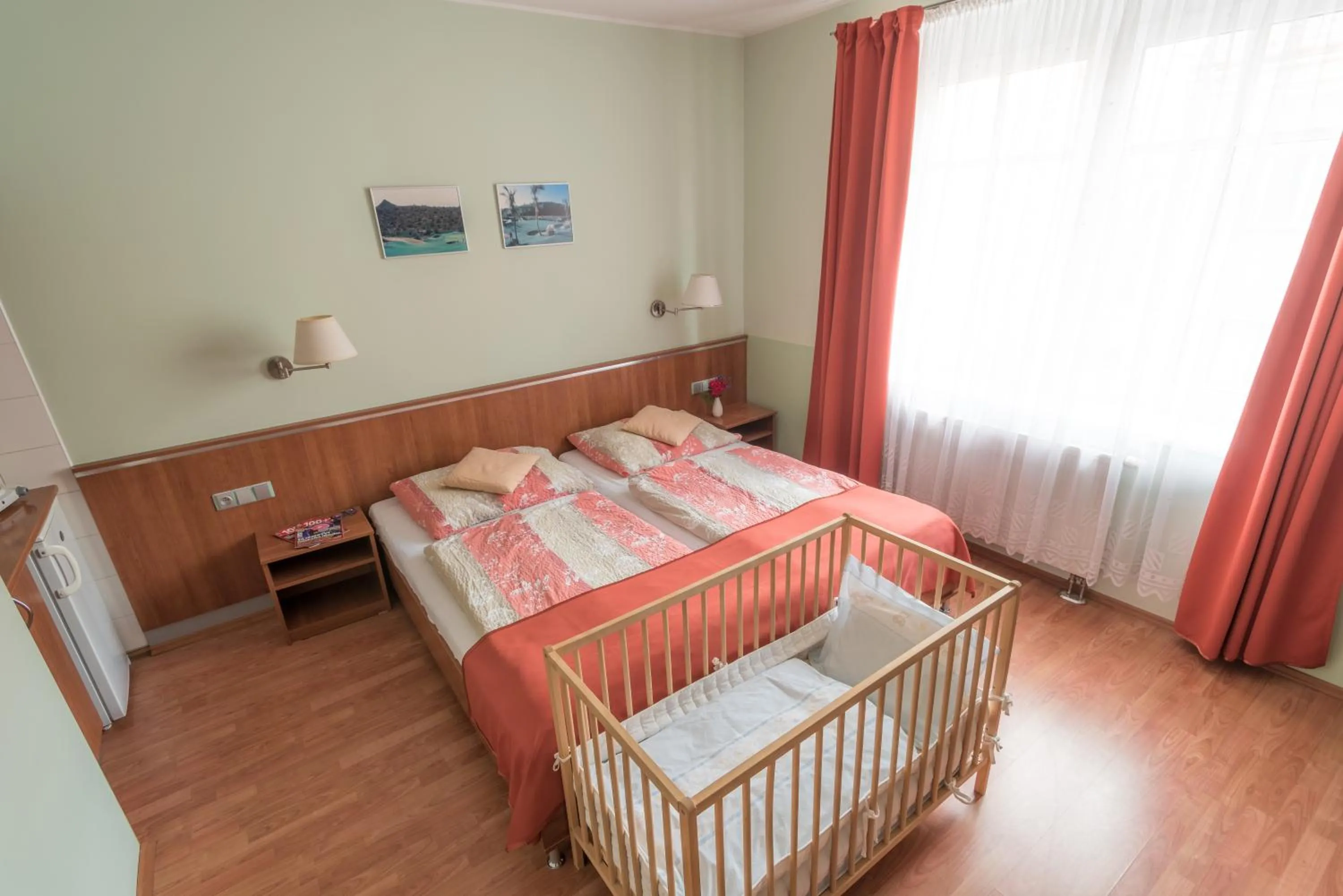 cot, Bed in Penzion Fan