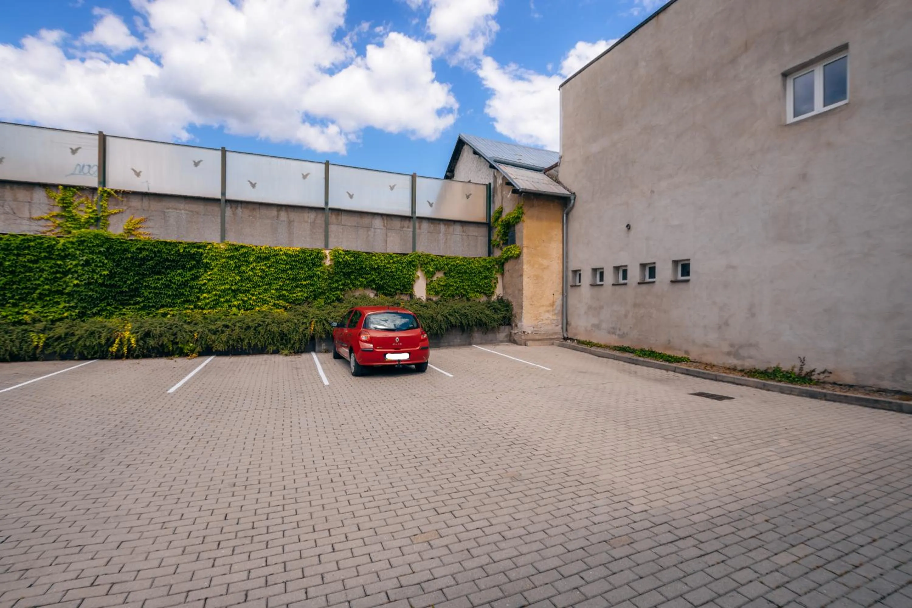 Parking in Penzion Fan