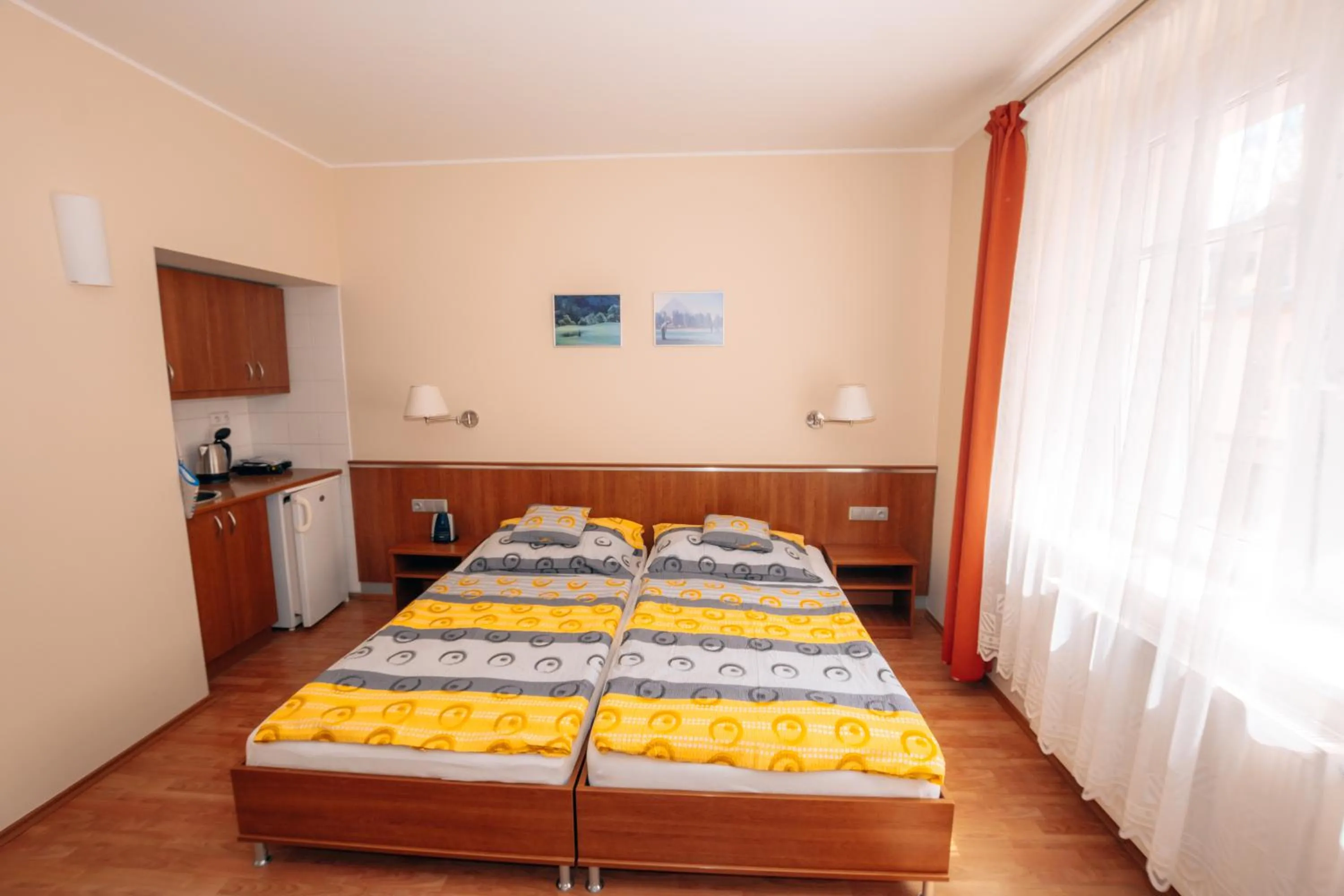 Property building, Bed in Penzion Fan