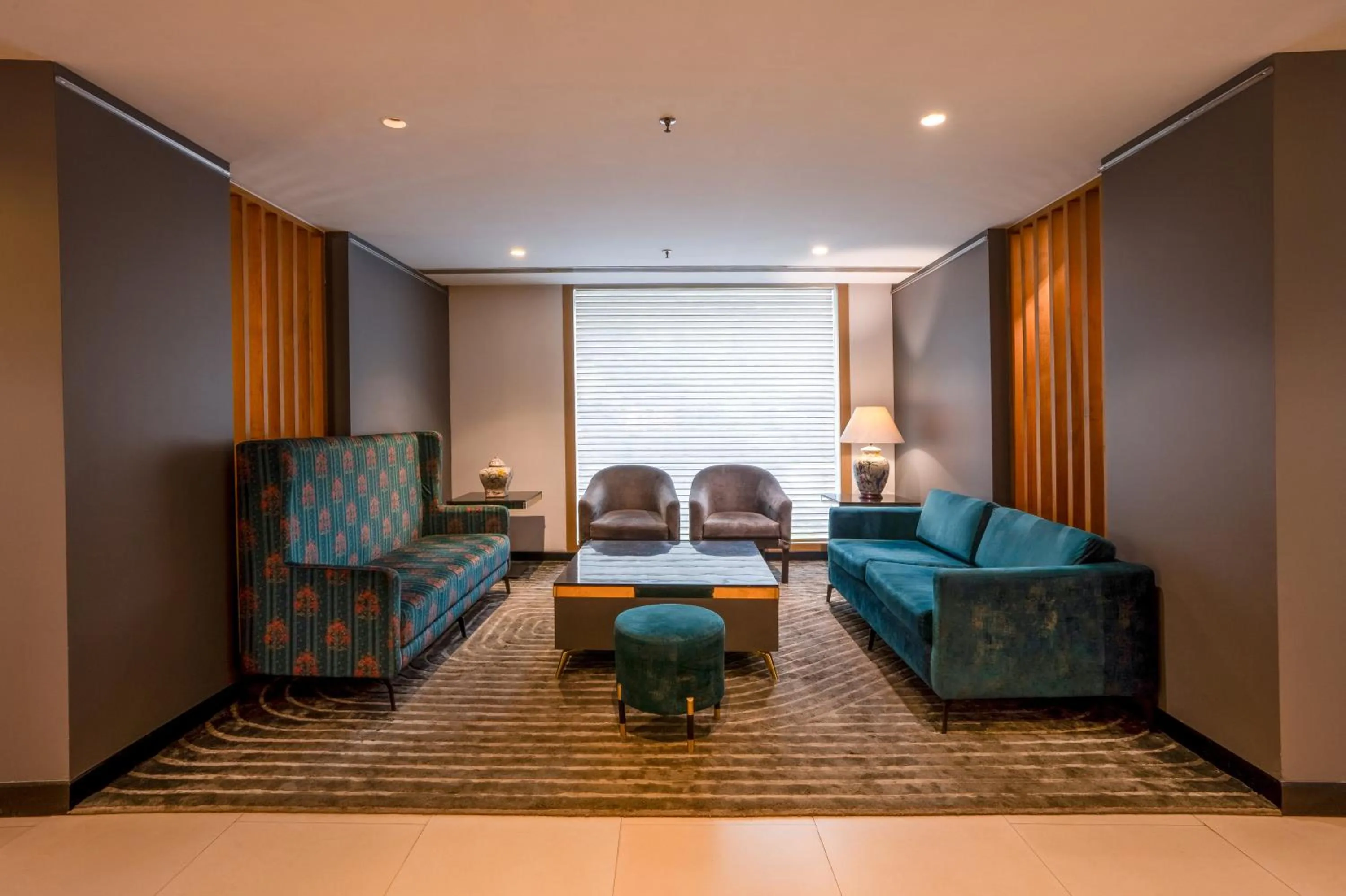 Lobby or reception in Park Inn by Radisson,South Delhi