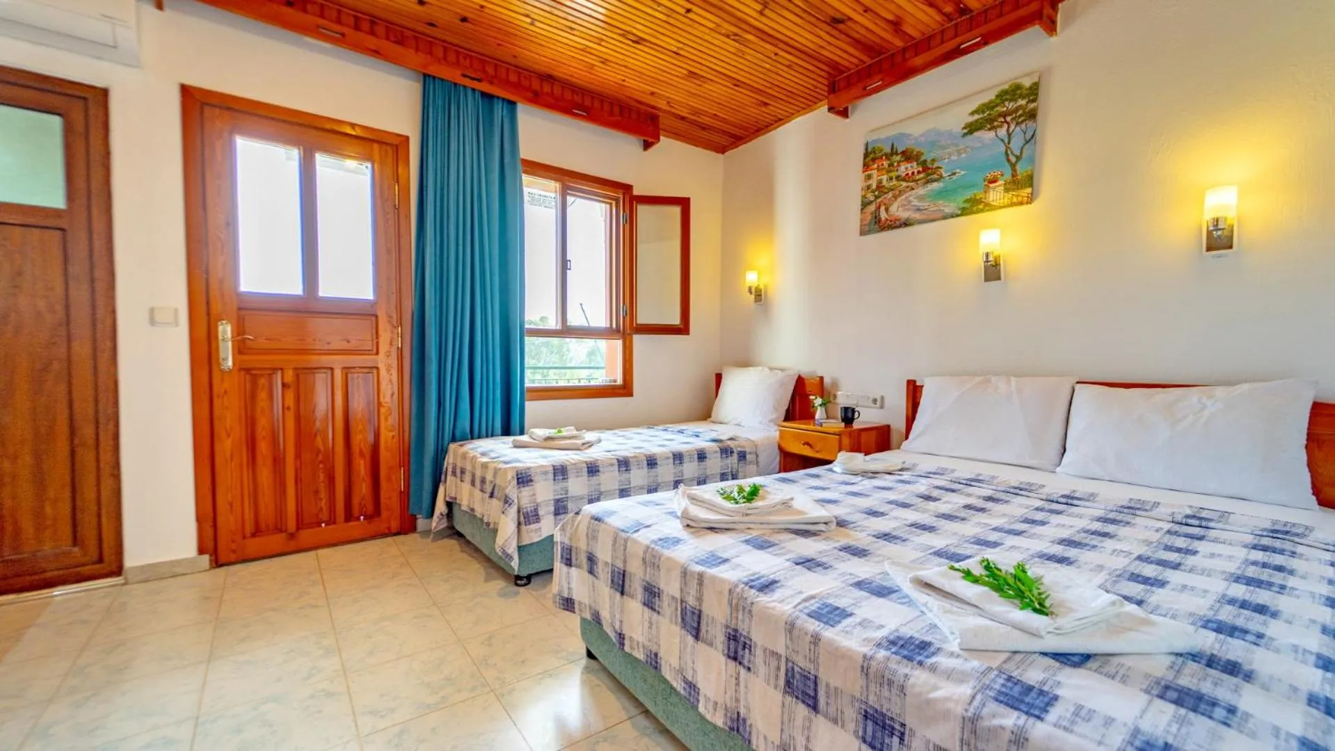 Photo of the whole room, Bed in St. Nicholas Pension