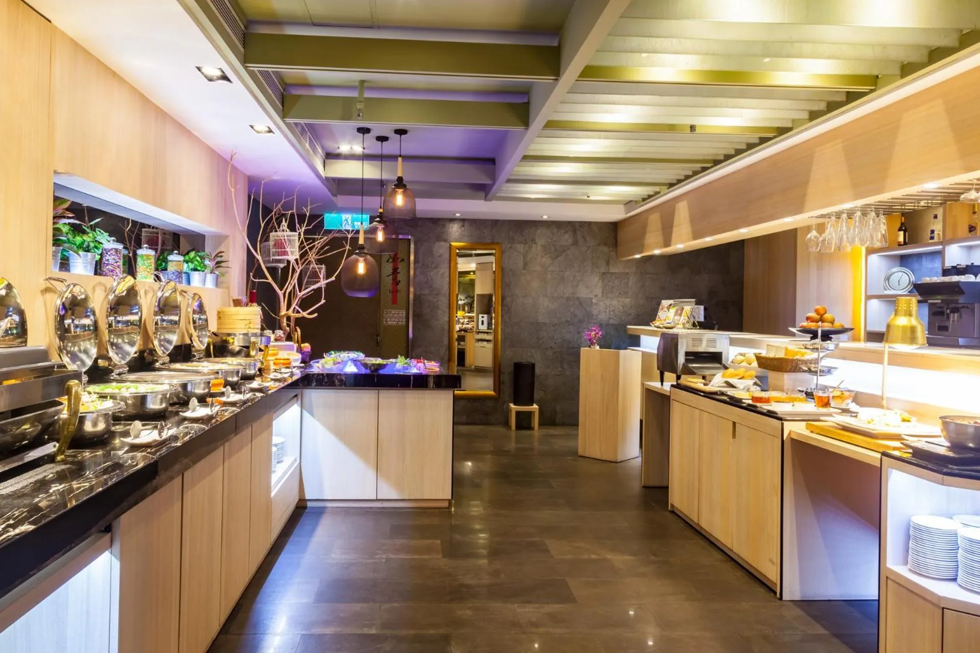 Breakfast in Pacific Business Hotel