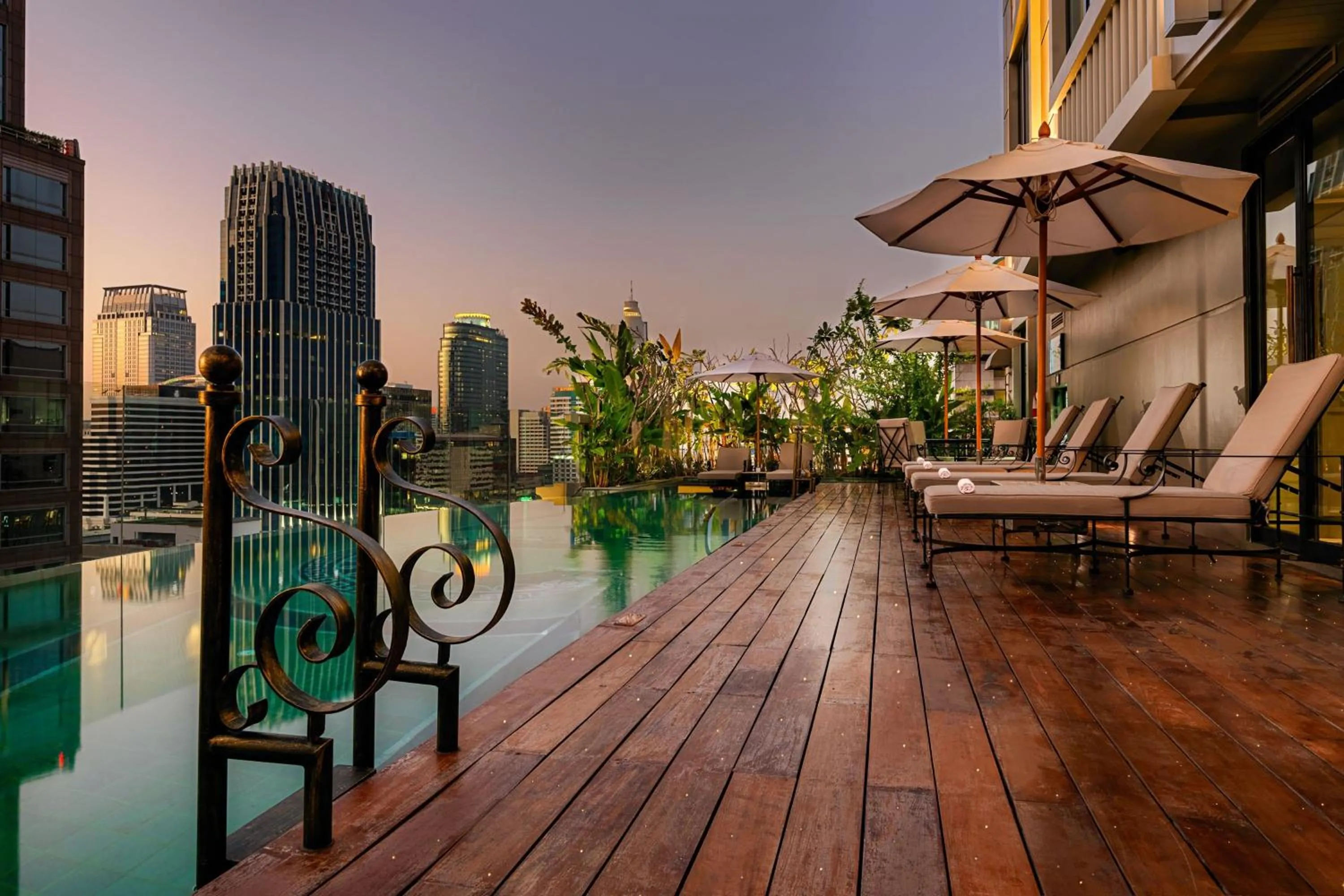 Swimming pool in Hotel Muse Bangkok, Autograph Collection by Marriott
