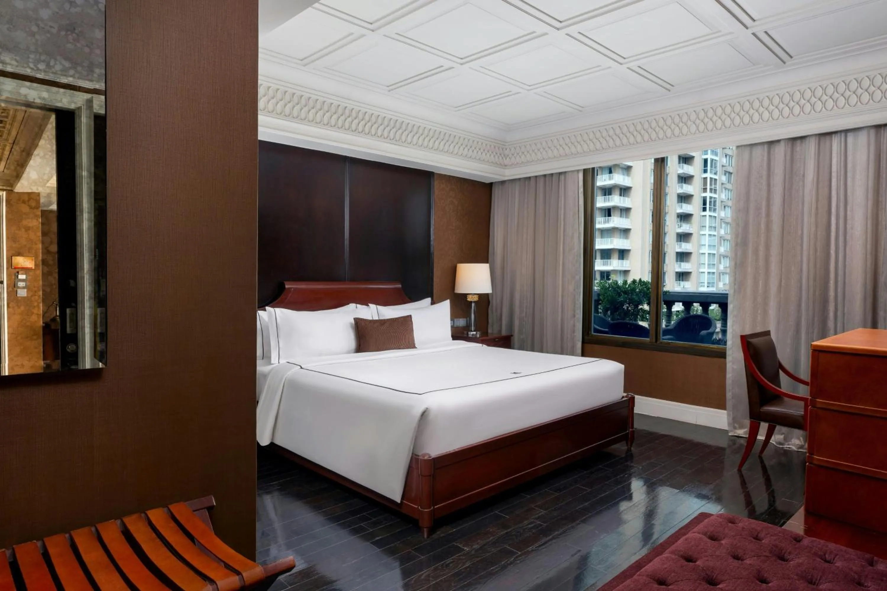 Photo of the whole room, Bed in Hotel Muse Bangkok, Autograph Collection