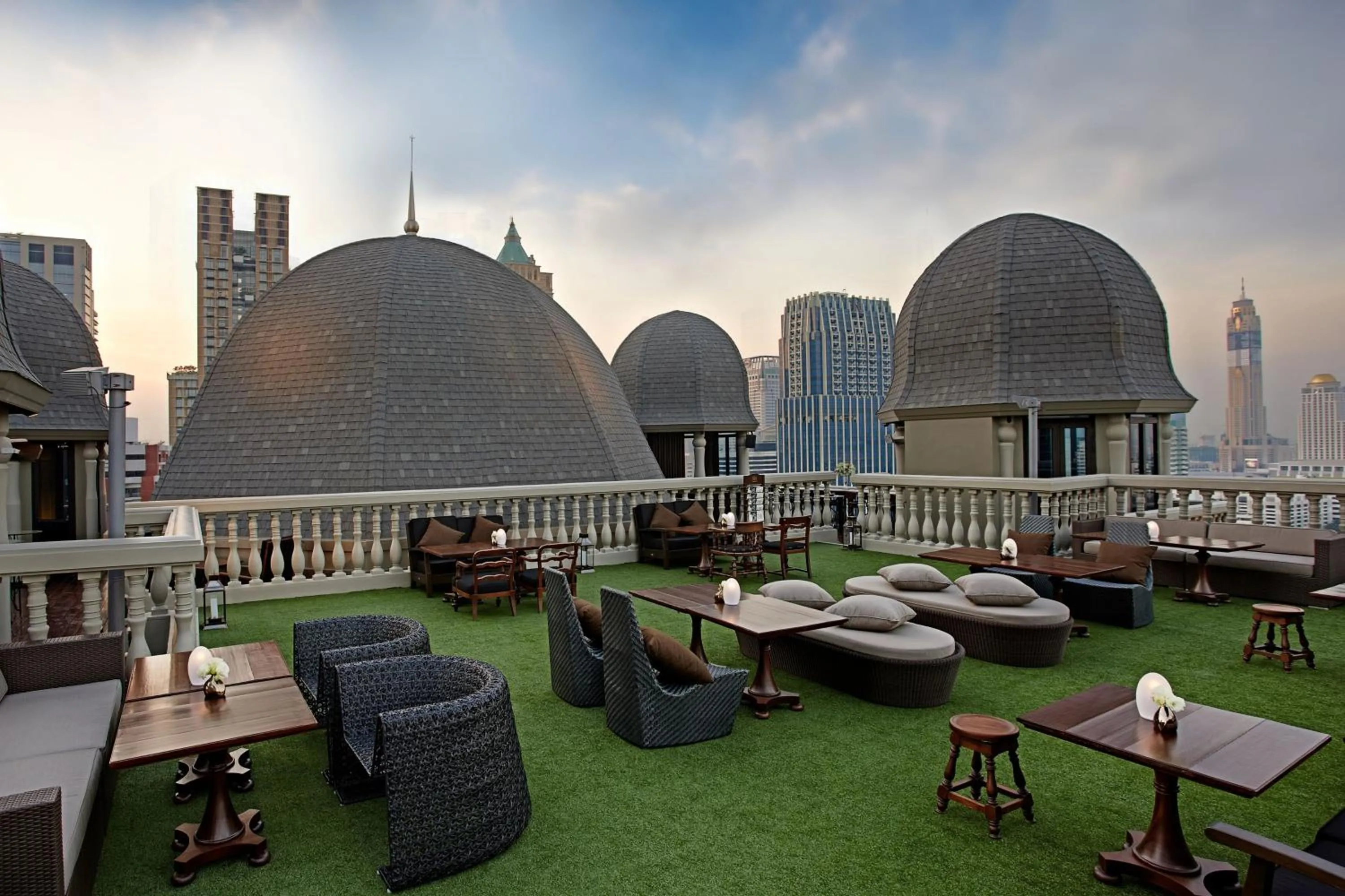 Restaurant/places to eat in Hotel Muse Bangkok, Autograph Collection