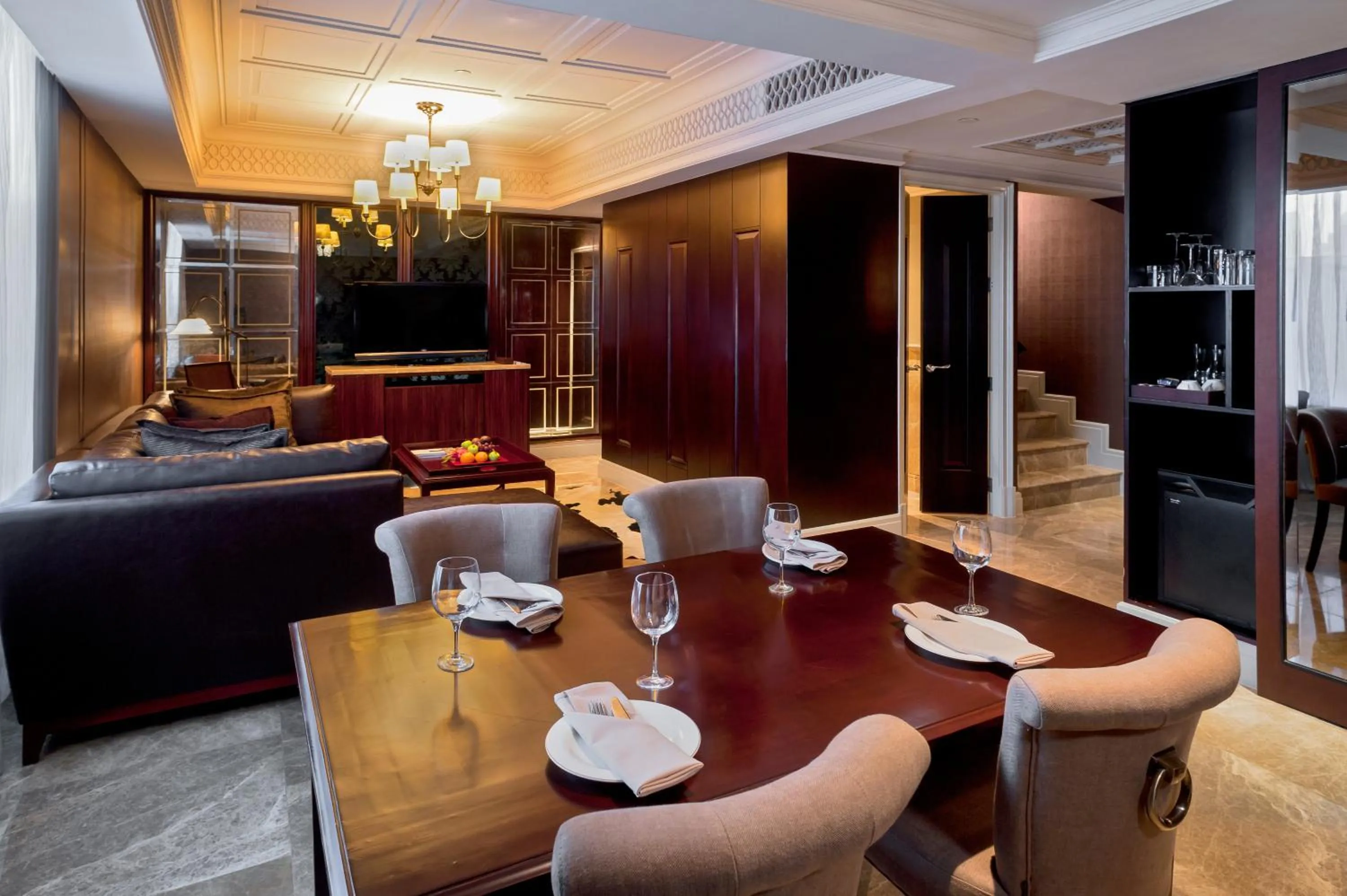 Living room in Hotel Muse Bangkok, Autograph Collection