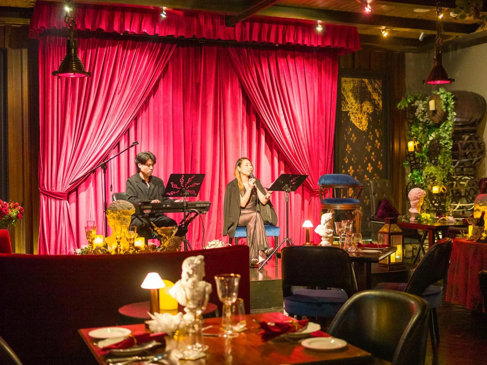 Restaurant/places to eat in Hotel Muse Bangkok, Autograph Collection by Marriott