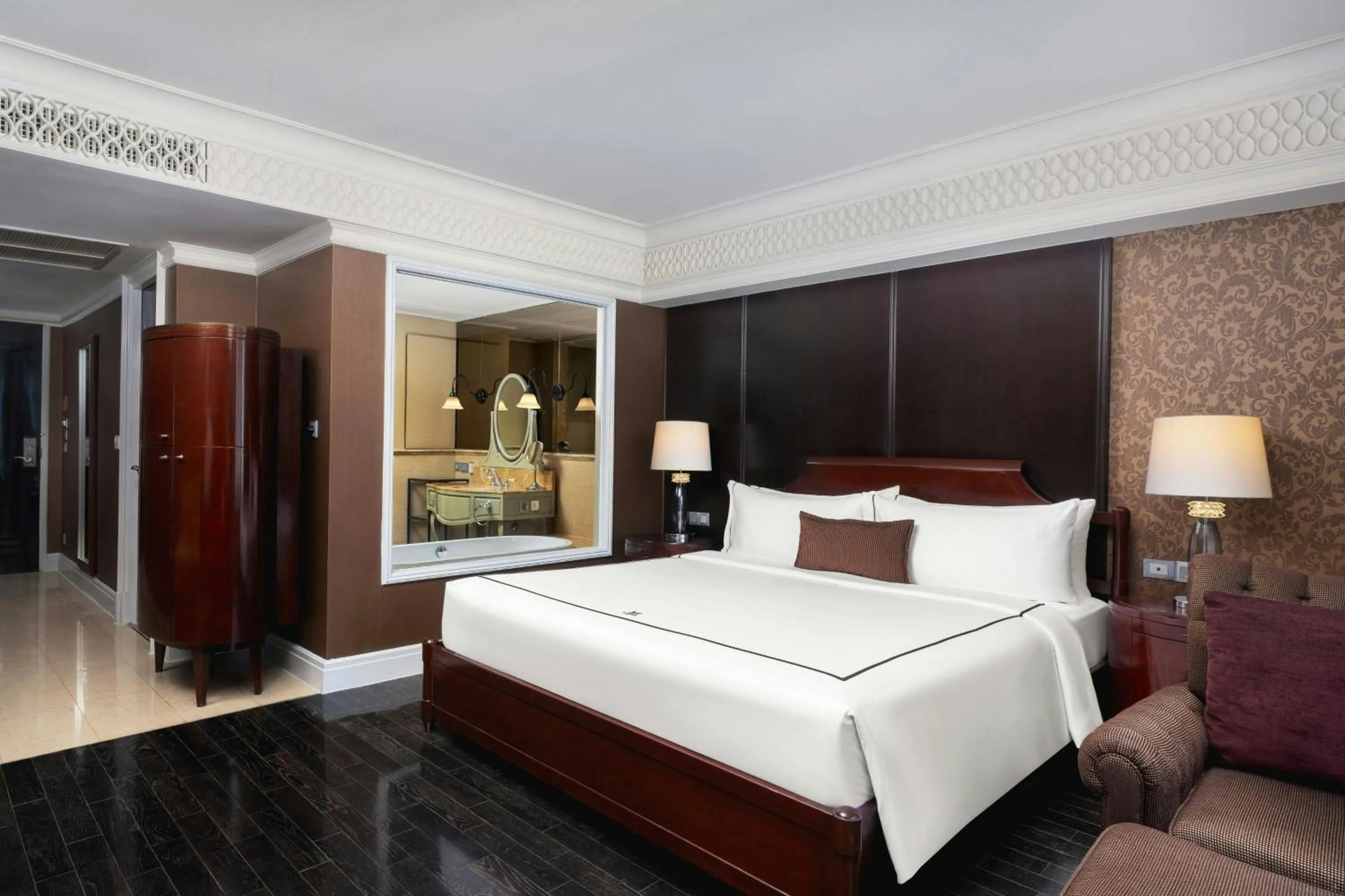 Photo of the whole room, Bed in Hotel Muse Bangkok, Autograph Collection