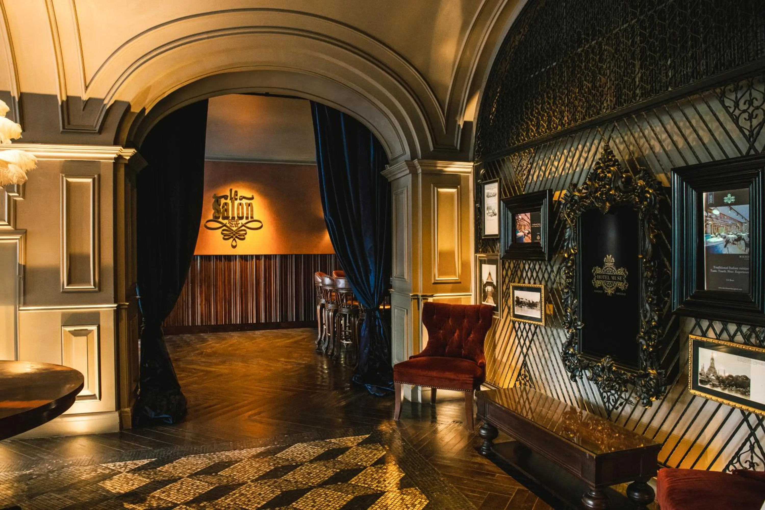 Restaurant/places to eat in Hotel Muse Bangkok, Autograph Collection