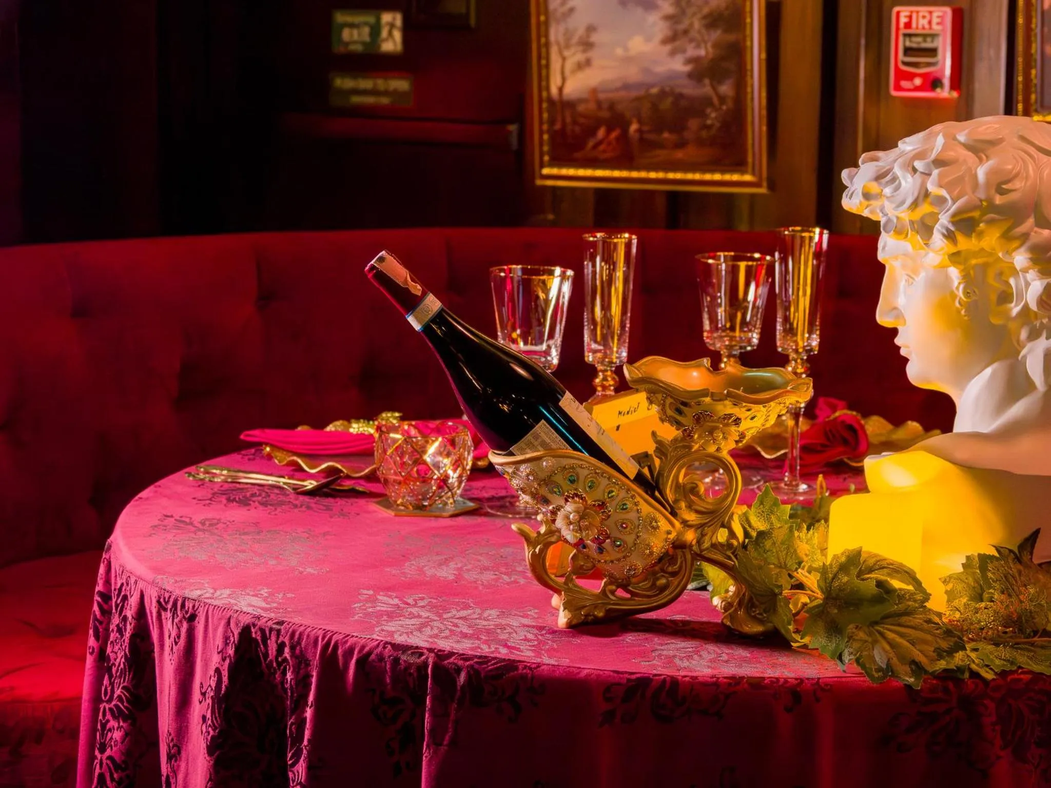 Restaurant/places to eat in Hotel Muse Bangkok, Autograph Collection by Marriott