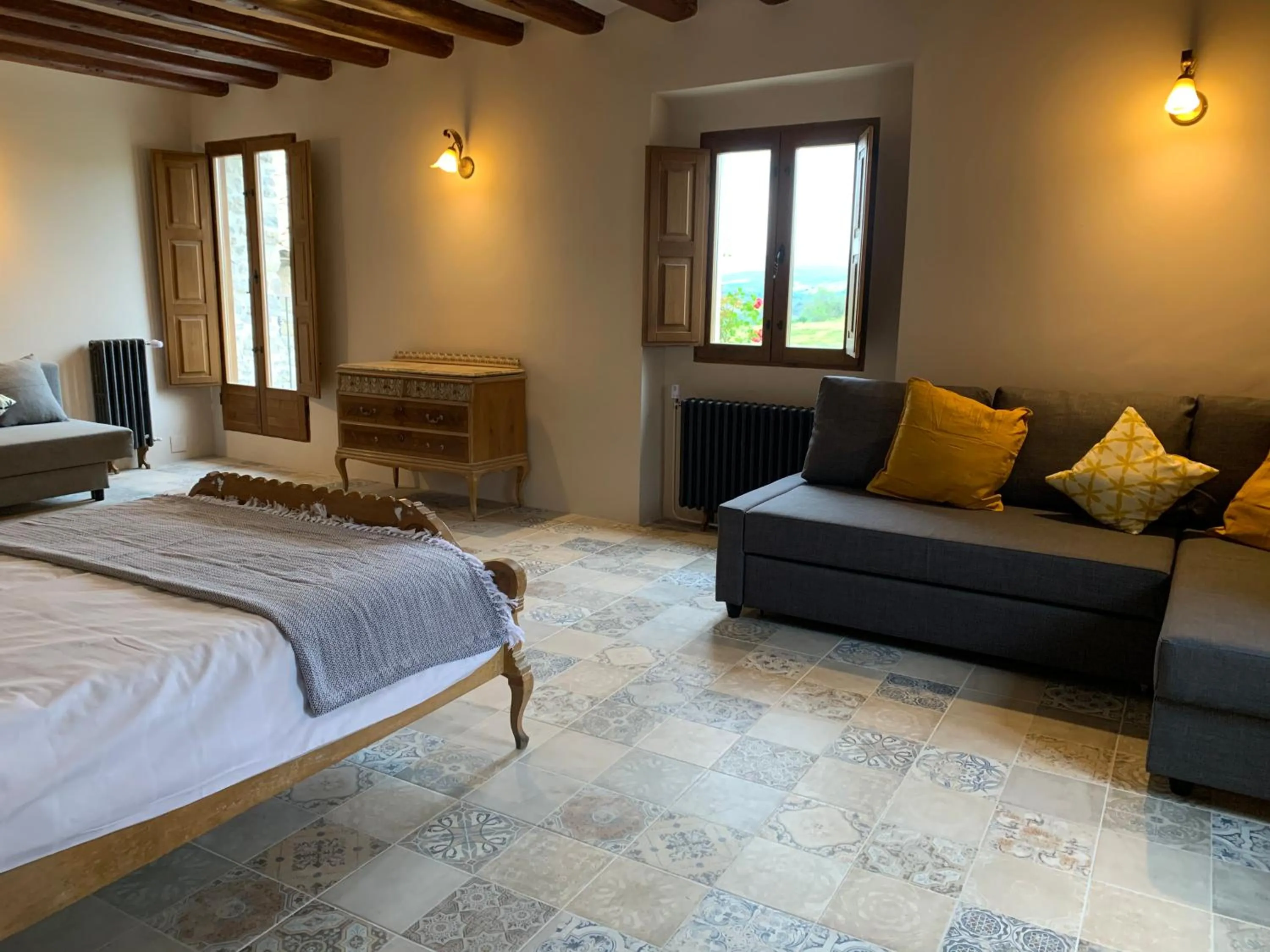 Photo of the whole room, Bed in Casa Lascorz