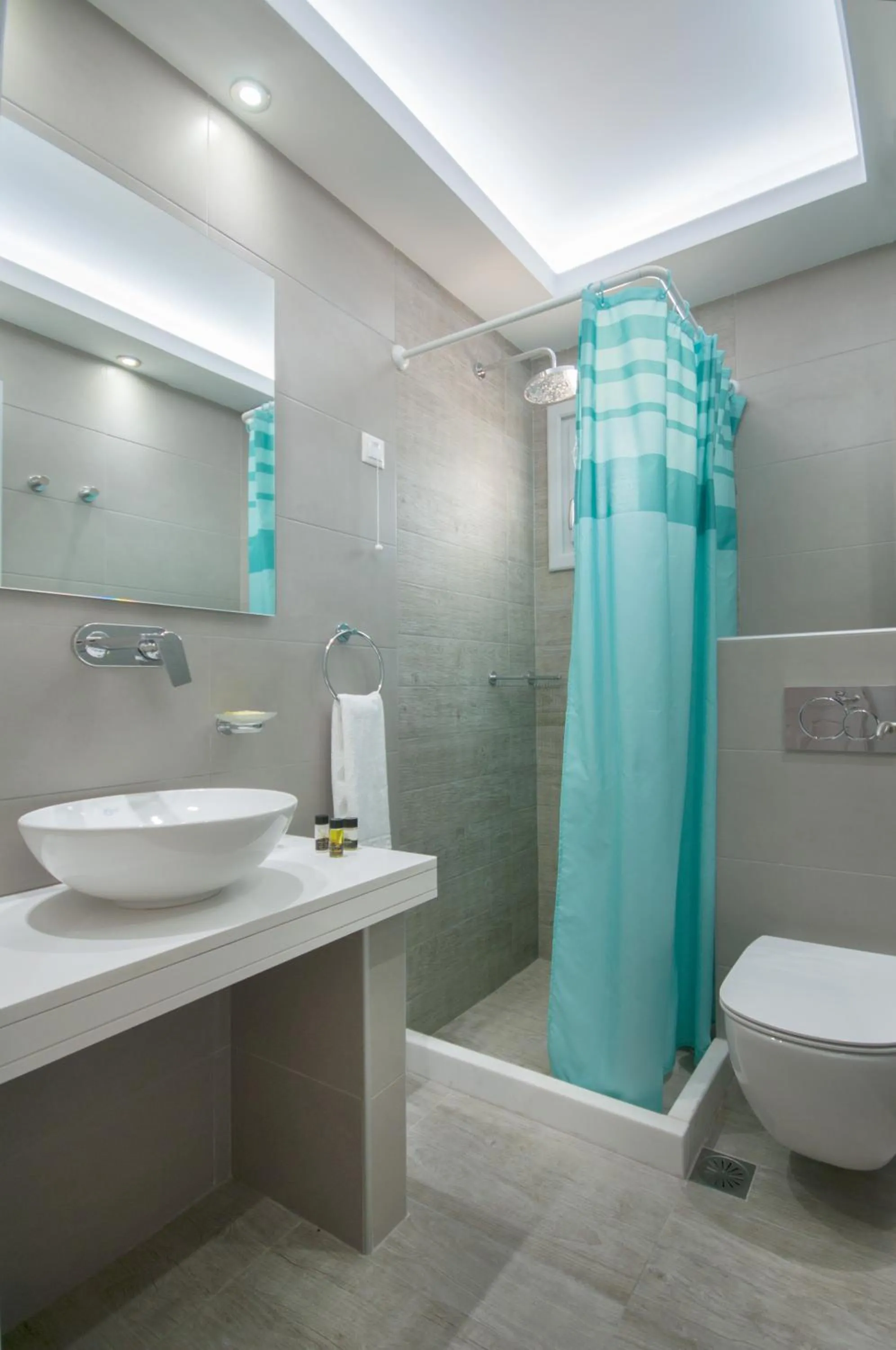 Shower in Glaros Hotel