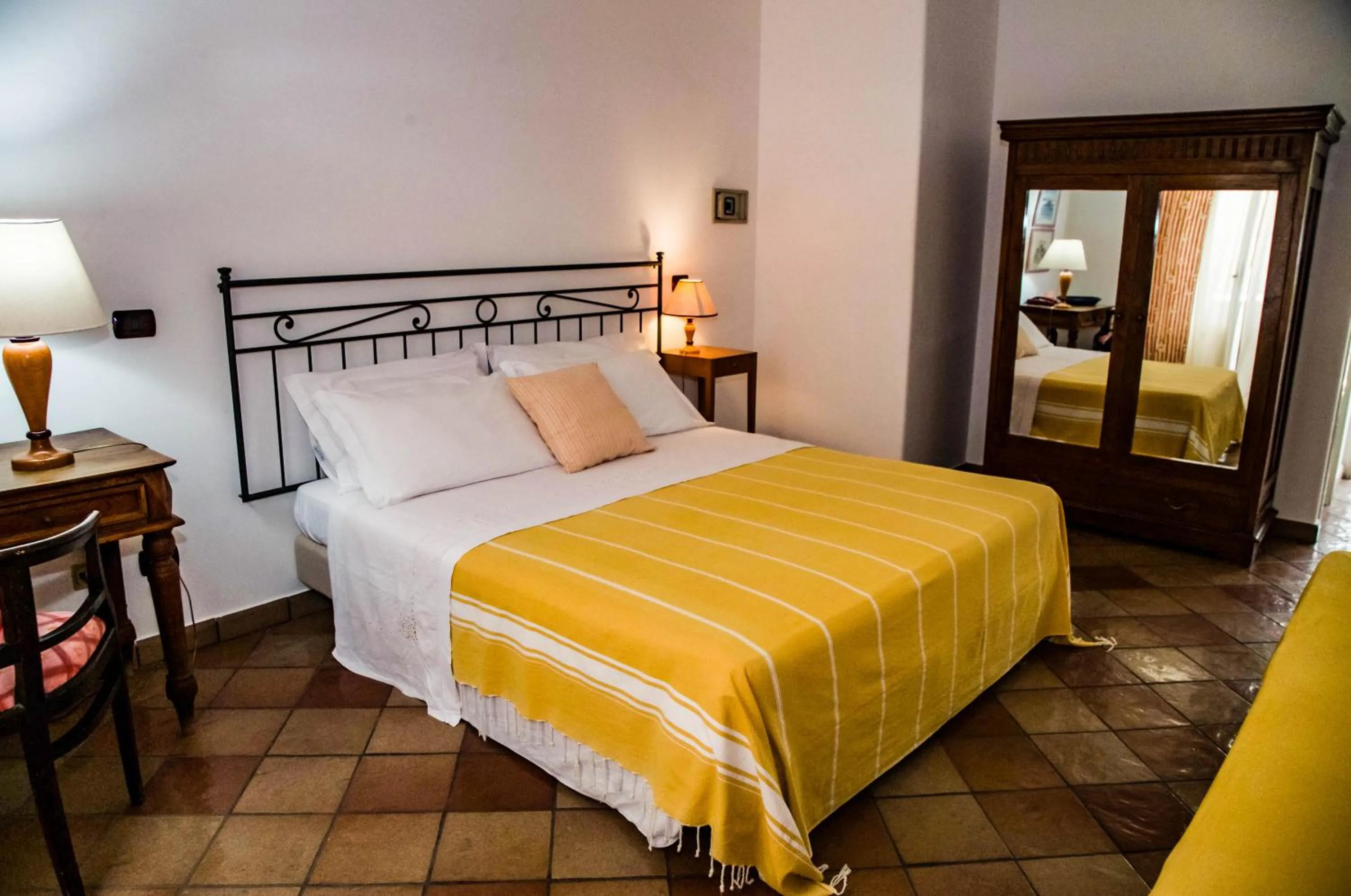 Bed in Albergo Boutique Casajanca