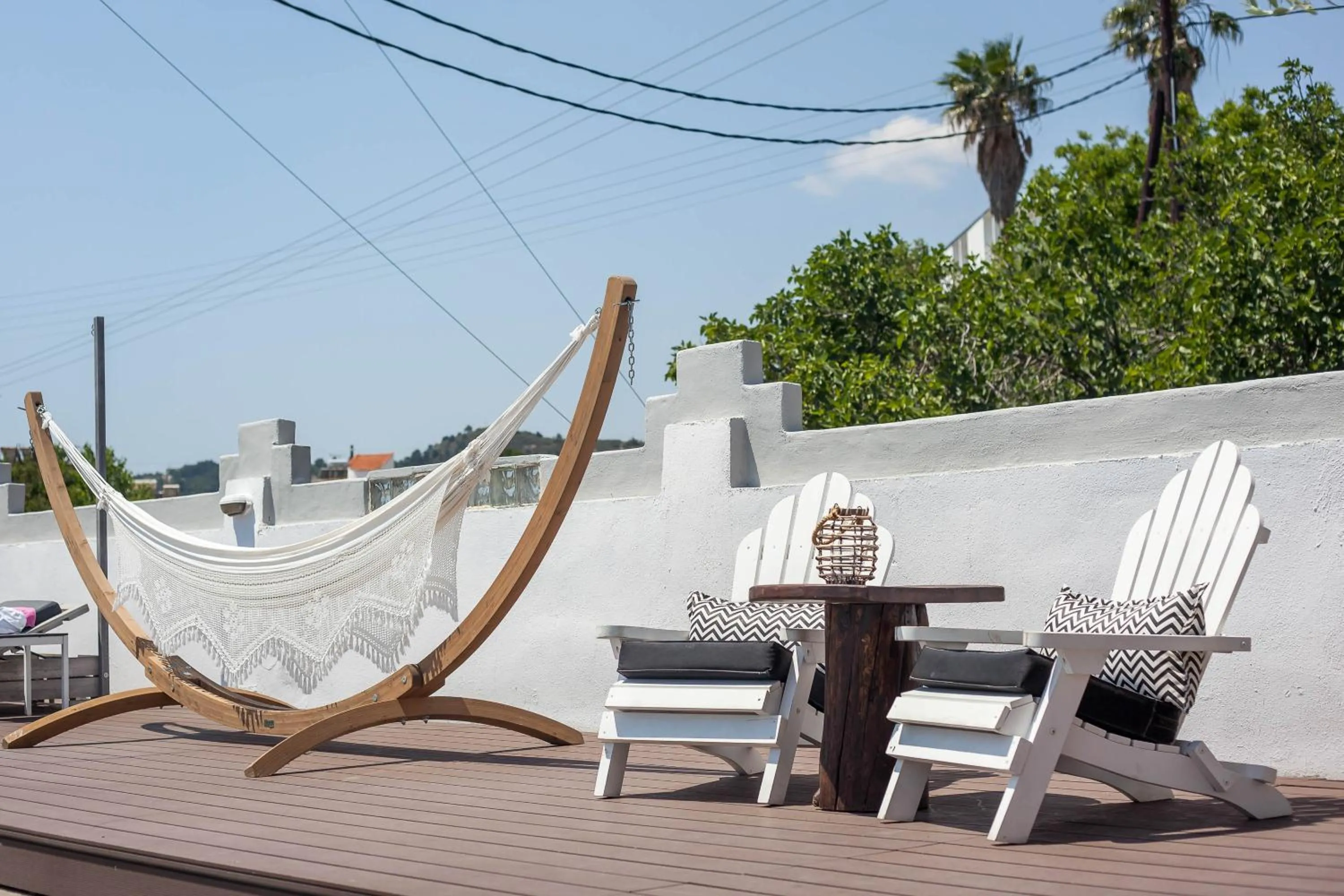 Swimming pool in Malibu Boutique Studios & Bungalows