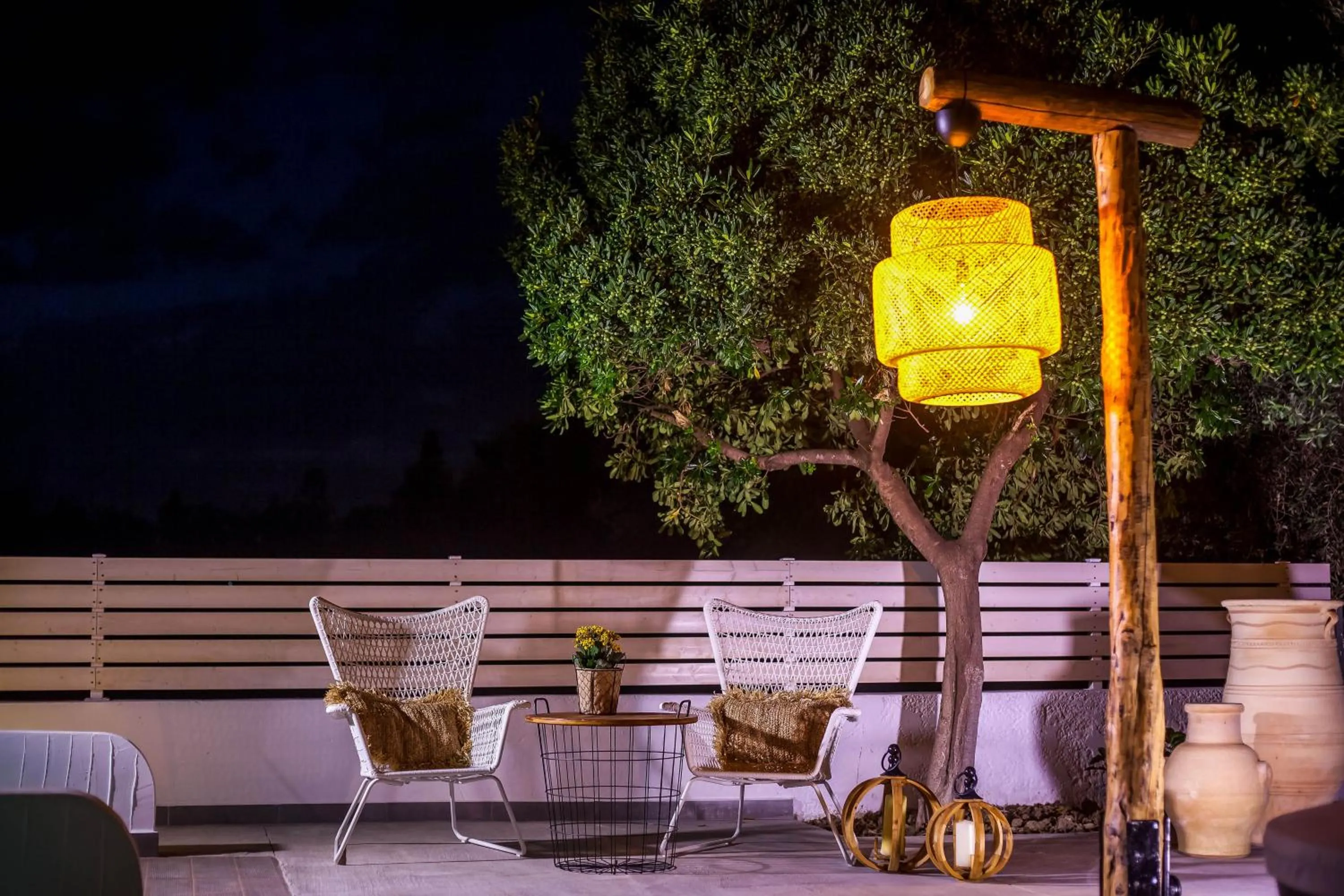 Seating area in Malibu Boutique Studios & Bungalows